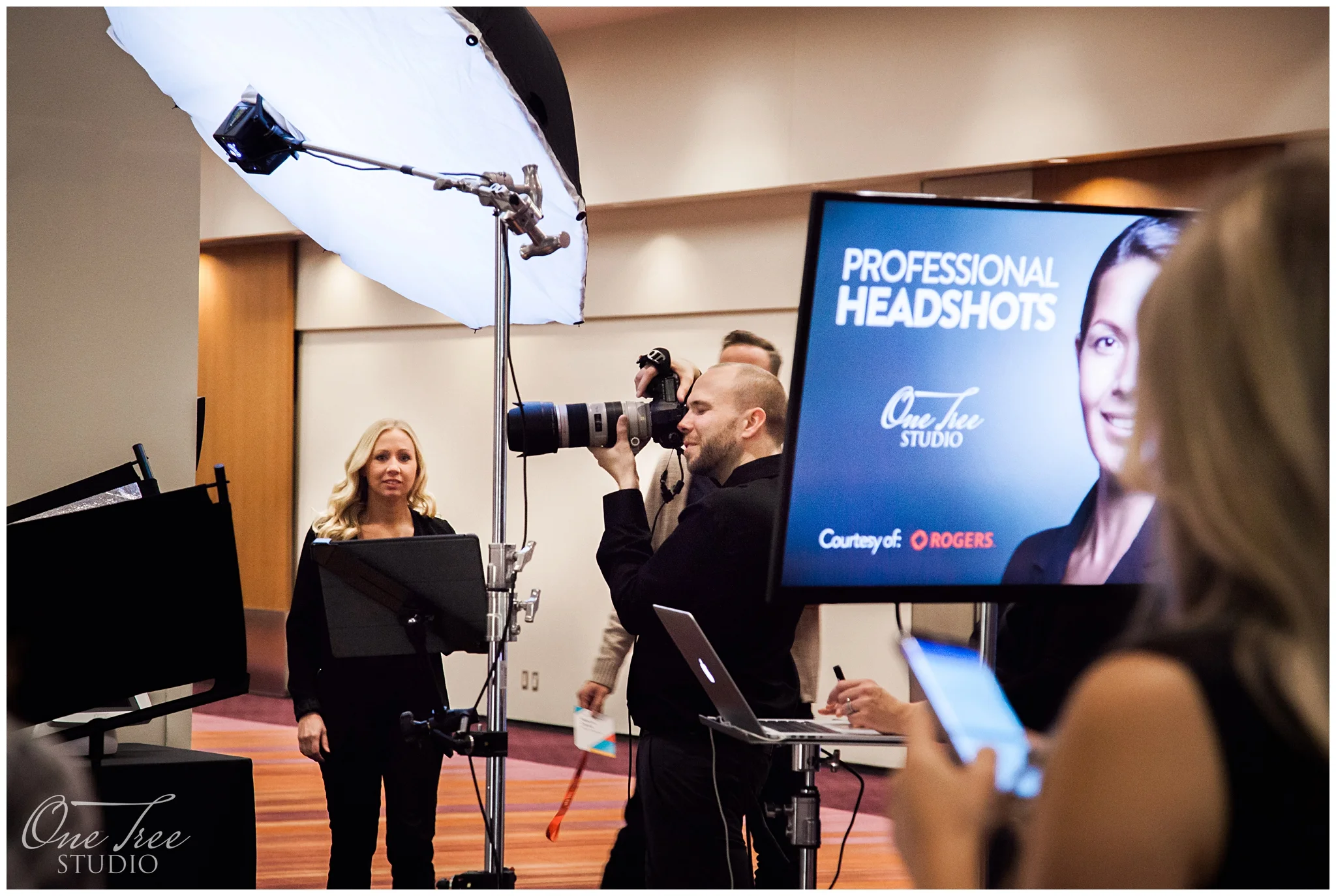 Markham Headshot Photographer