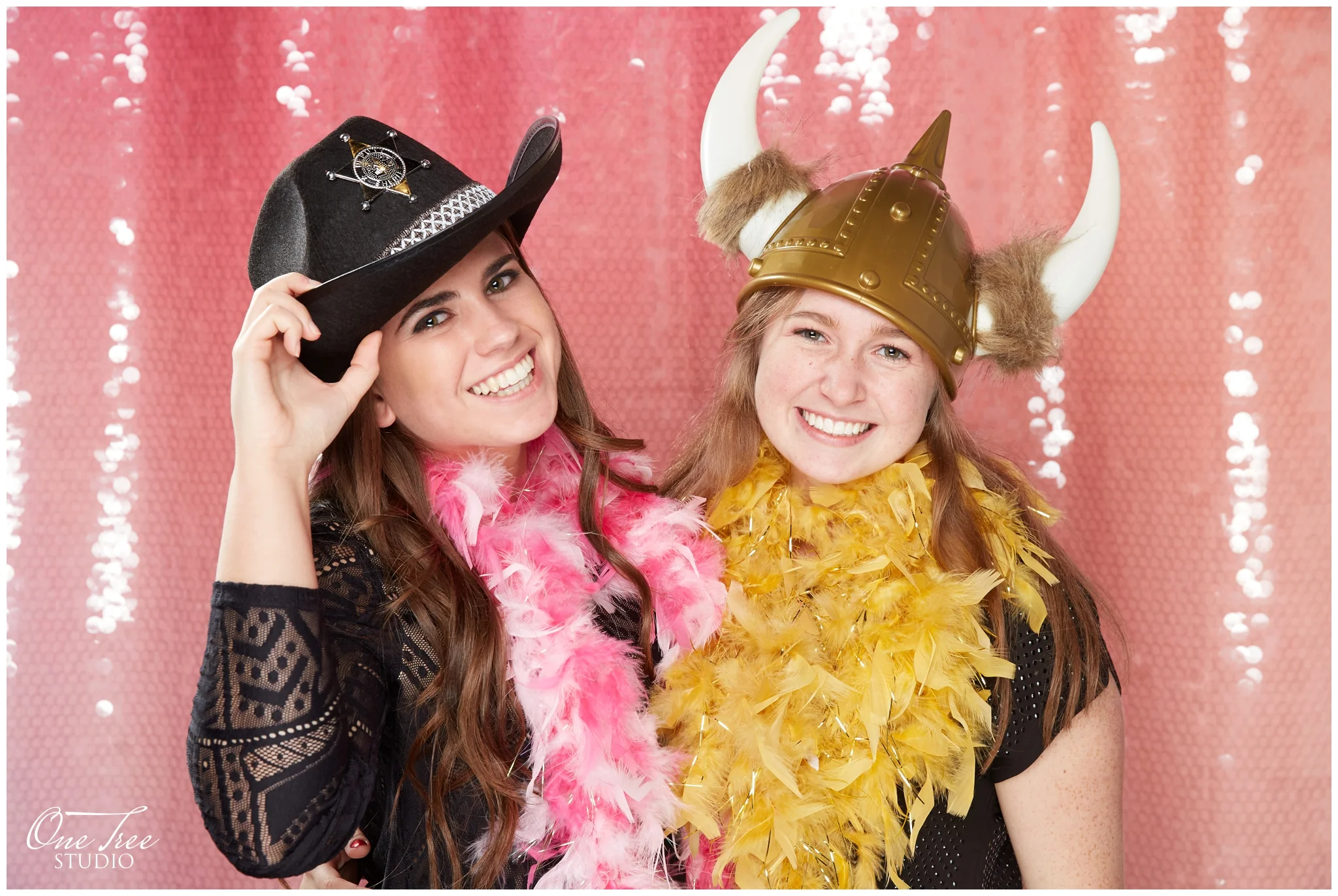 Best Photo Booth | Toronto Niagara | One Tree Studio Inc.