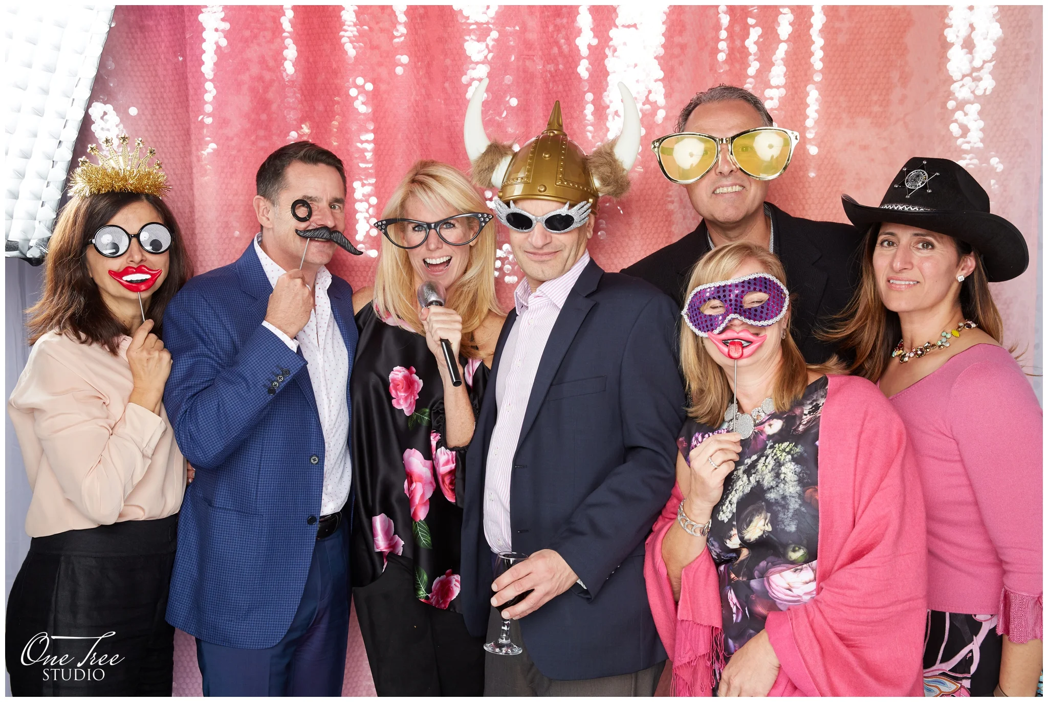 Best Photo Booth | Toronto Niagara | One Tree Studio Inc.