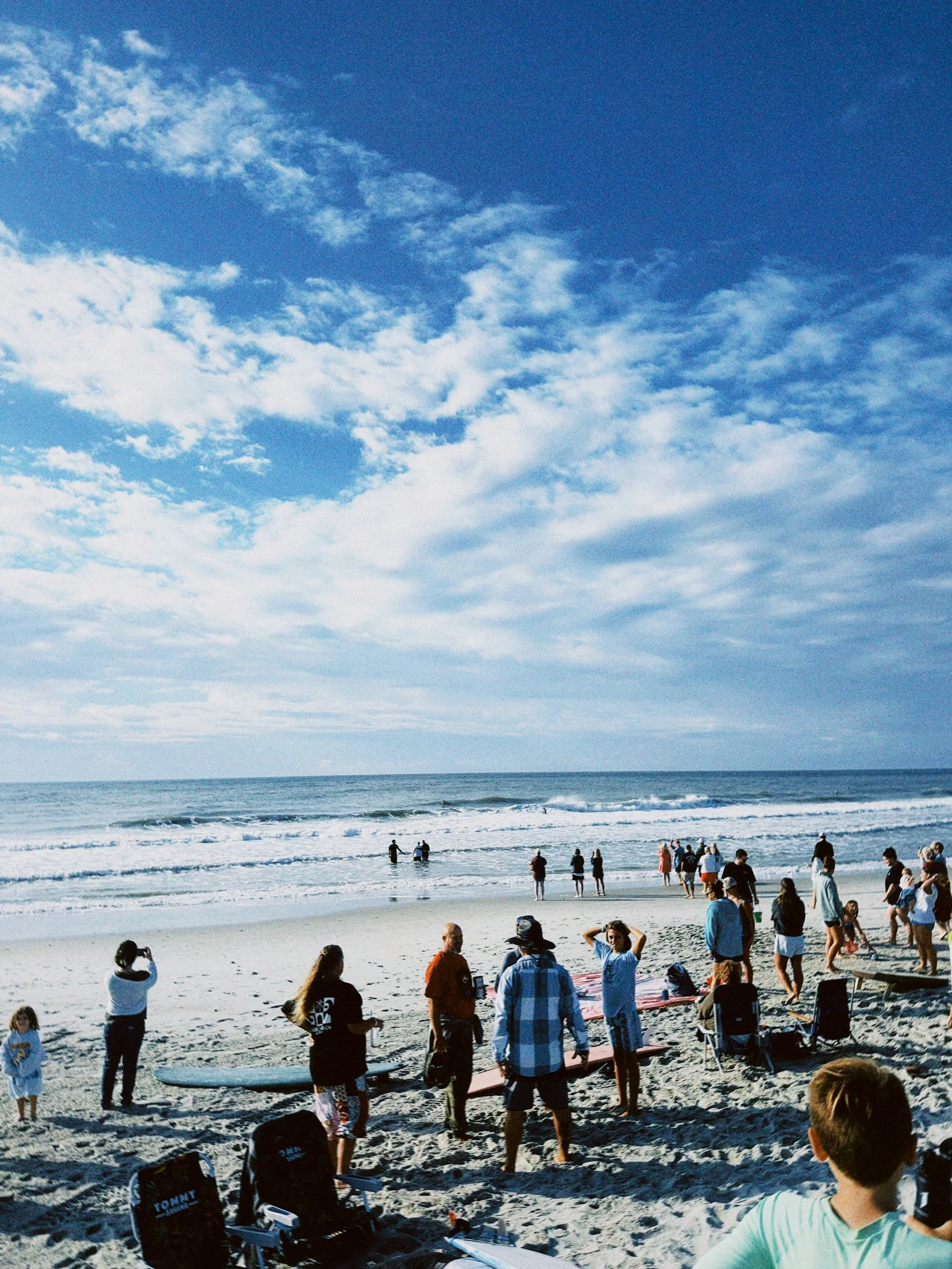 AT BEACH TONIGHT!!🌊☀️ 

Bring a board, a friend, &amp; a chair!! 

See you tonight!!

🗓️Wednesday, May 20th

⏰ 6-8PM

📍65th Ave N Beach