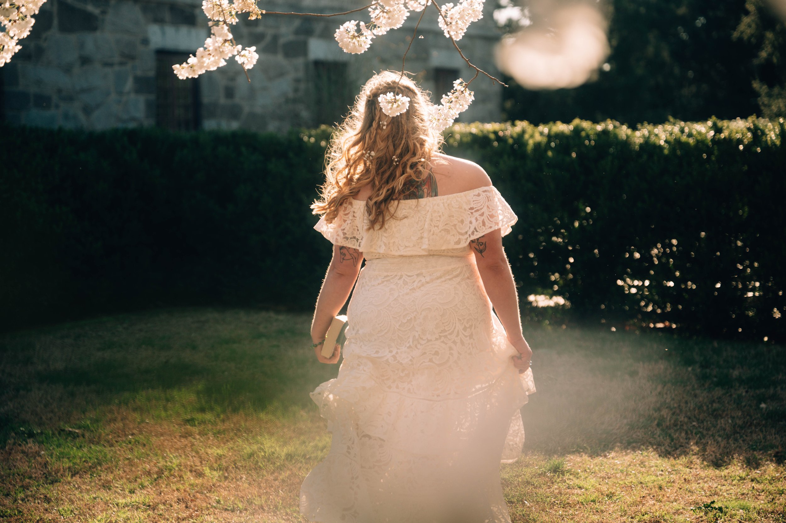 candid-richmond-graduation-photos-hannah-louise-photo.jpg