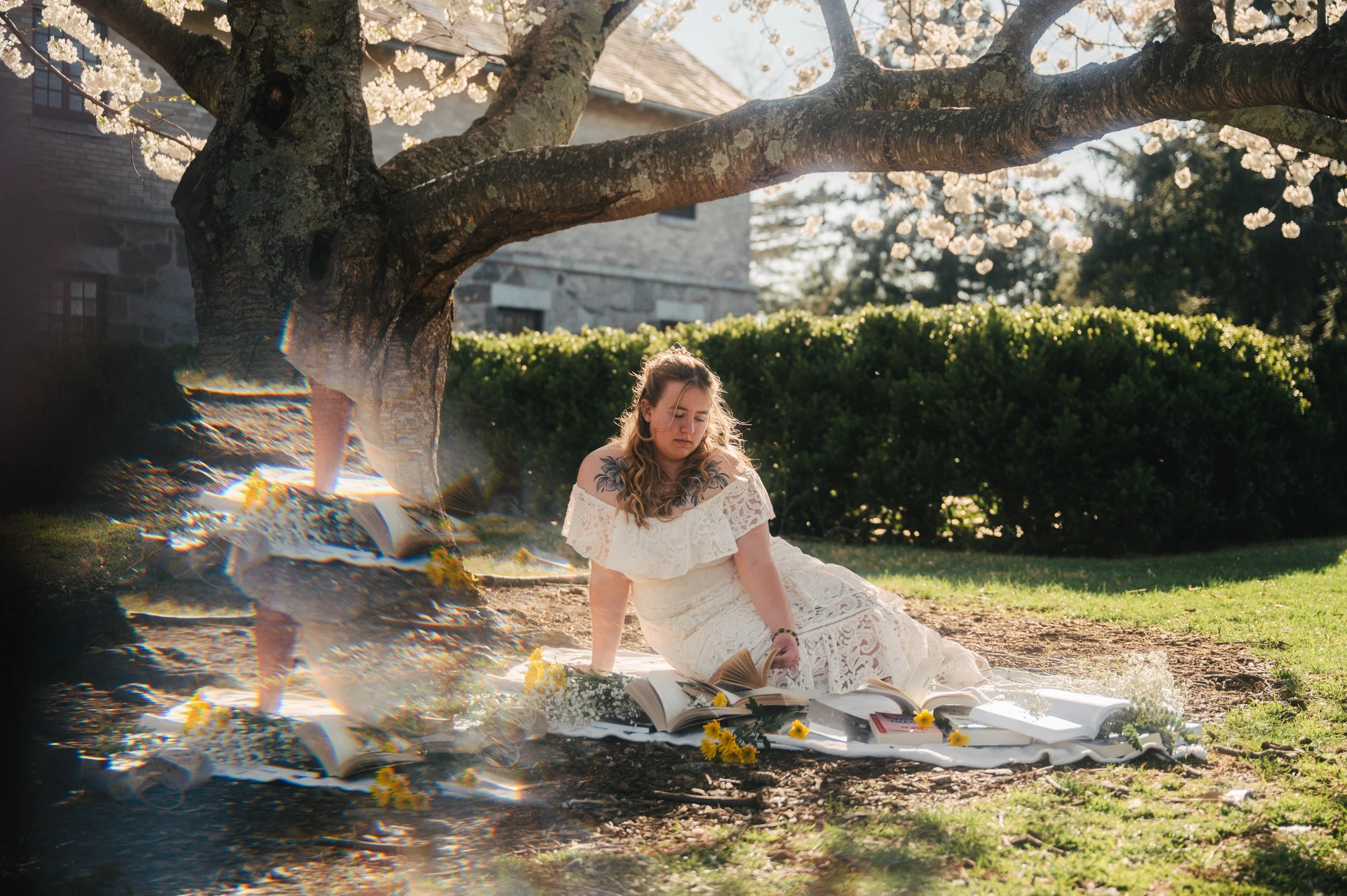 artistic-richmond-graduation-portraits-hannah-louise-photo.jpg