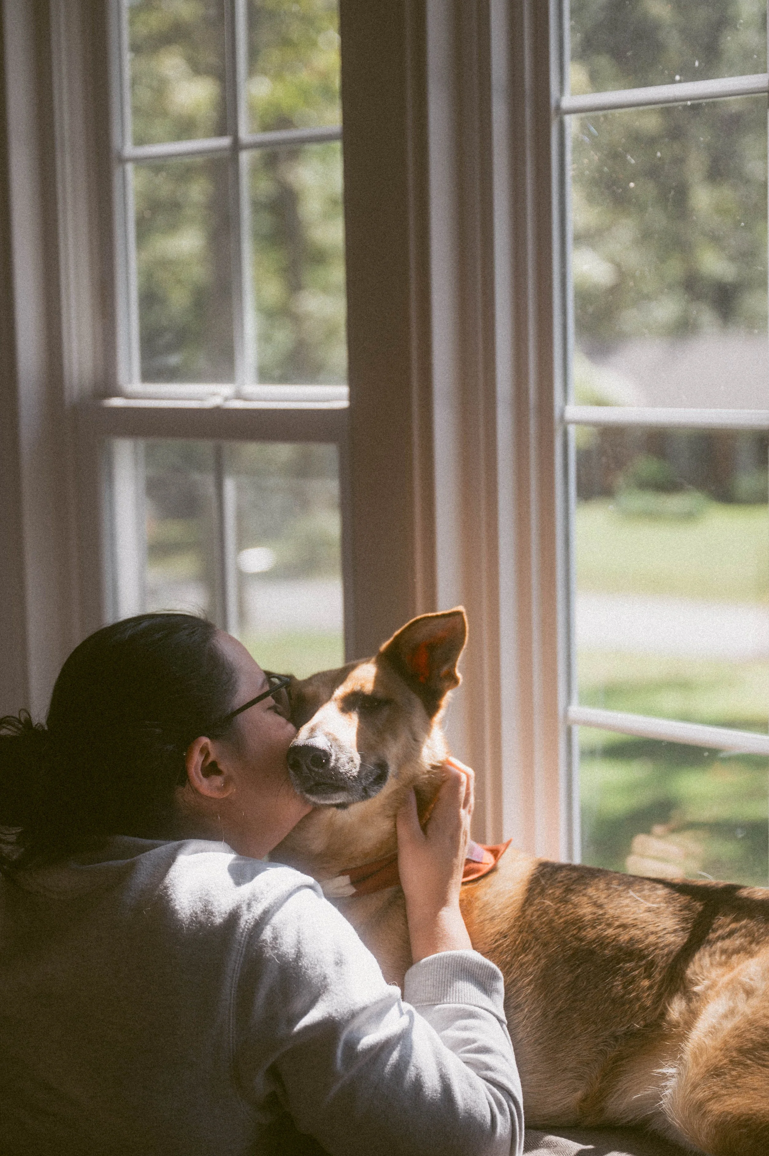 family-maternity-session-with-dog-richmond-hannah-louise-photo-1.jpg