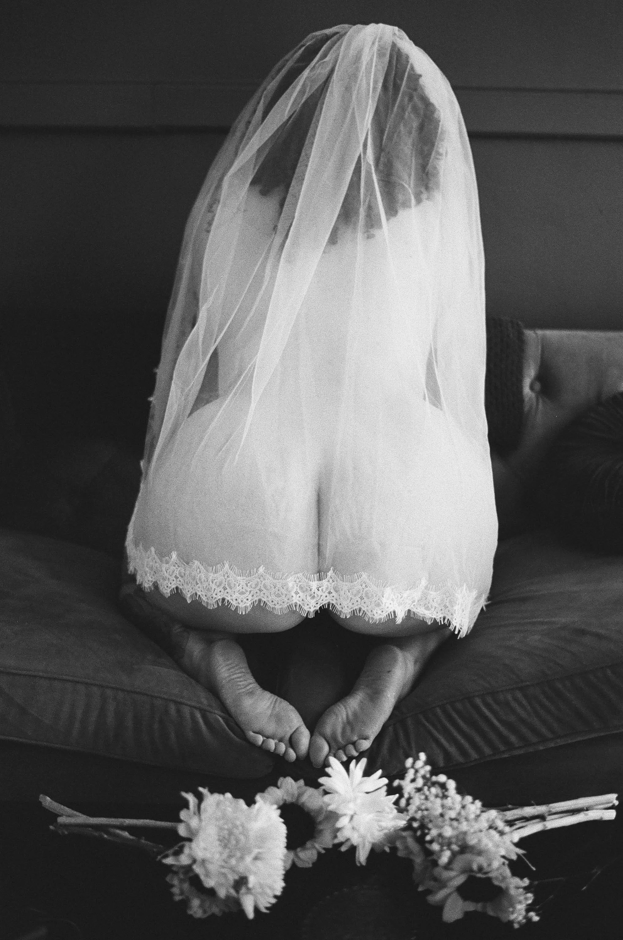 veil-boudoir-portraits-film-photography.jpg