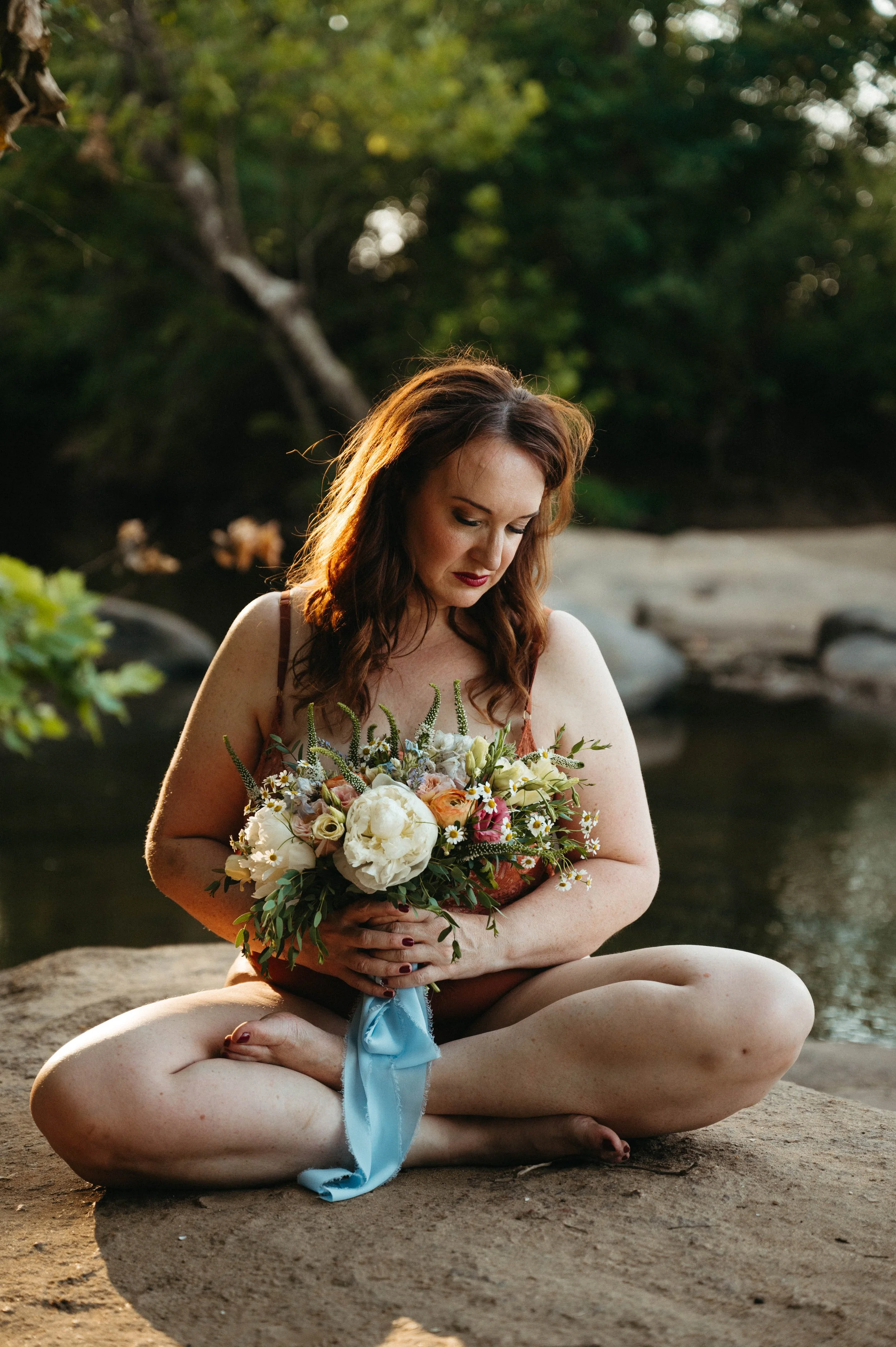 river-rock-boudoir-golden-hour-hannah-louise-photo.jpg