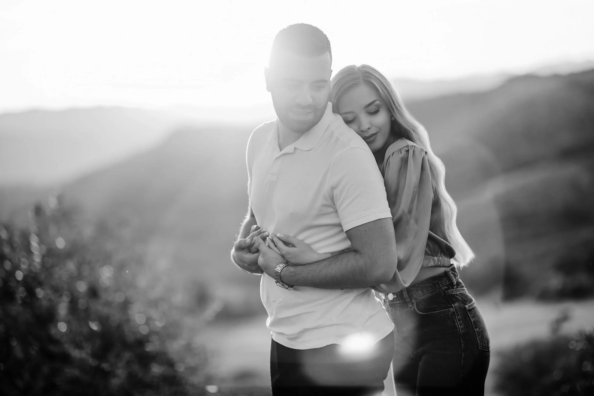 Black-and-white-couples-photography-2048x1366.jpg