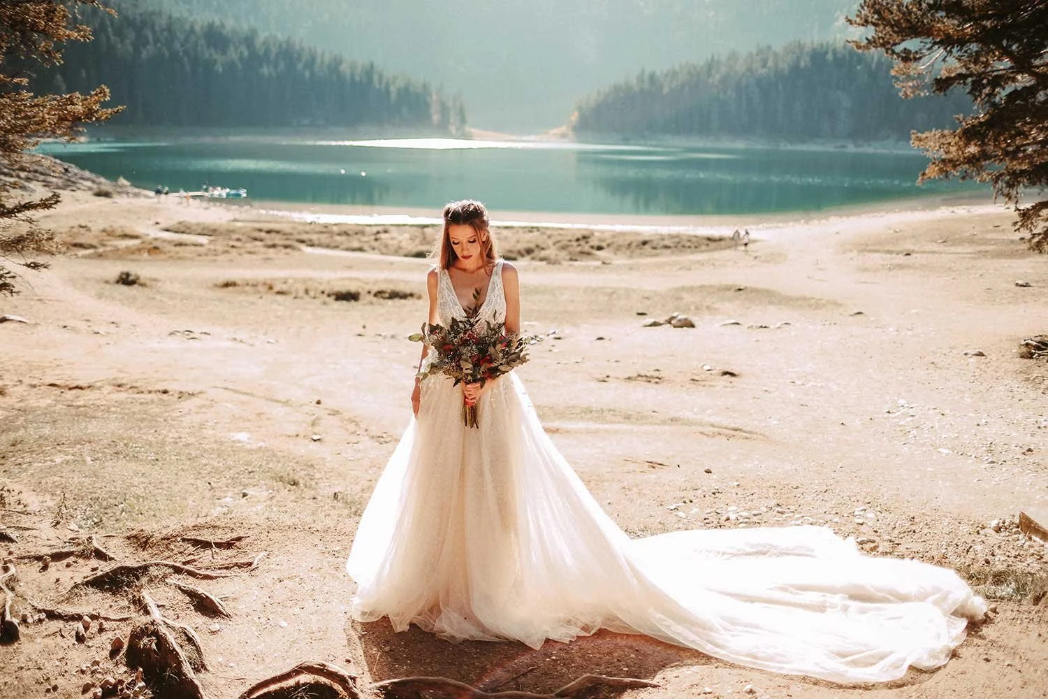 Timeless-wedding-pictures-of-the-bride.jpg