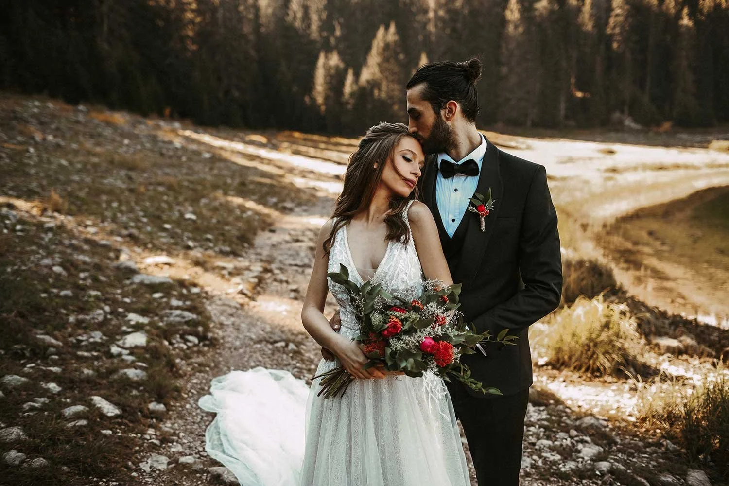 Matching-the-bouquet-and-the-boutonniere.jpg