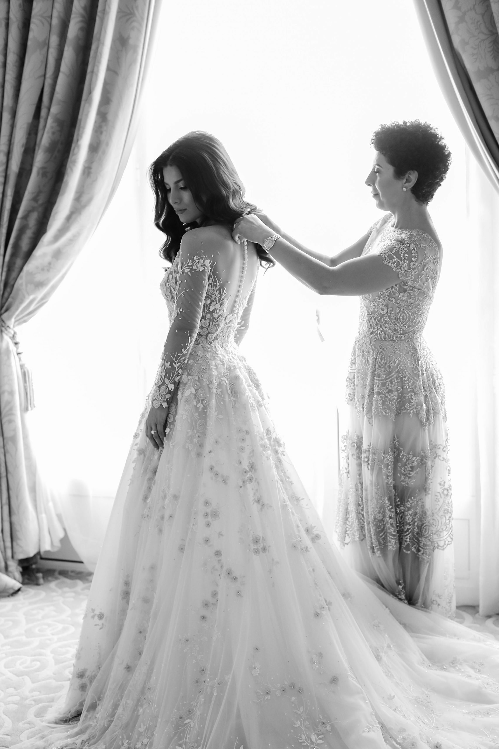 Bride-and-her-mom-getting-ready-before-her-wedding-in-Monte-Carlo-scaled.jpg