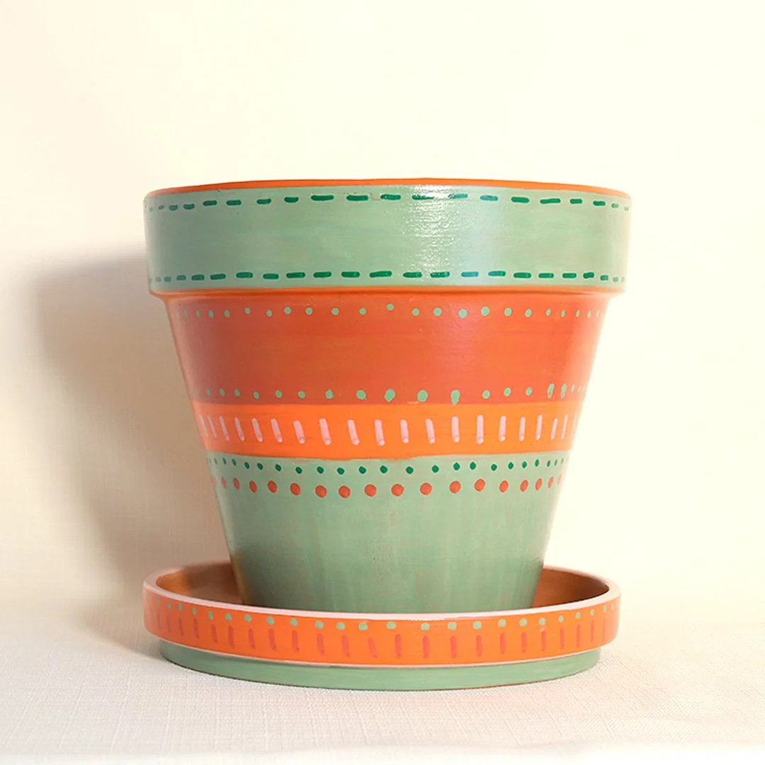 painted planter 8"