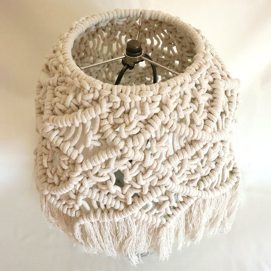 macrame lamp4.jpg