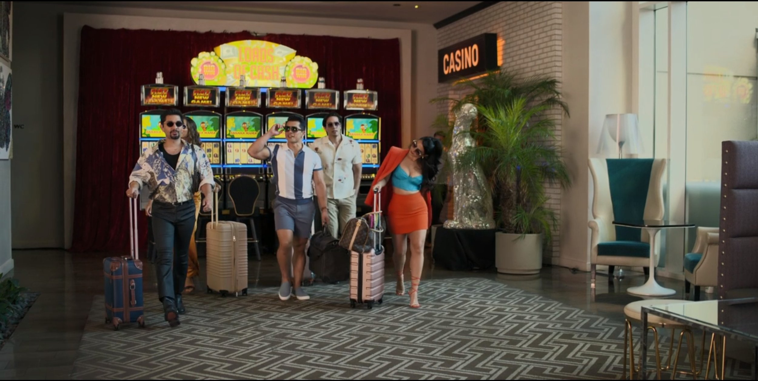 Screen+Capture+015+-+Watch+With+Love+-+Season+2+-+Prime+Video+-+www.amazon.com.jpg