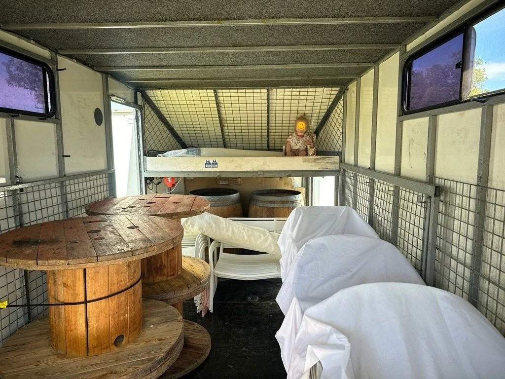 👀 SPOTTO!
Can you spot our tiniest team member tucked away in the trailer at our Tamworth pack-up?
Family business life means snacks in the car, a full trailer, and Primrose keeping an eye on everything from her camp chair.
These little moments are 