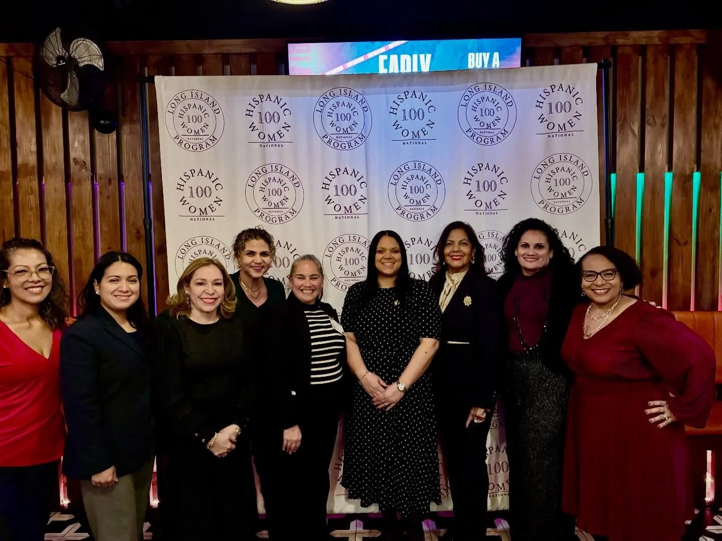 Grateful to attend such a beautiful Noche de Networking with @100hwlongisland. An inspiring evening celebrating community, culture, and giving back - especially in support of scholarships and the Hispanic Counseling Center. Proud to stand with so man