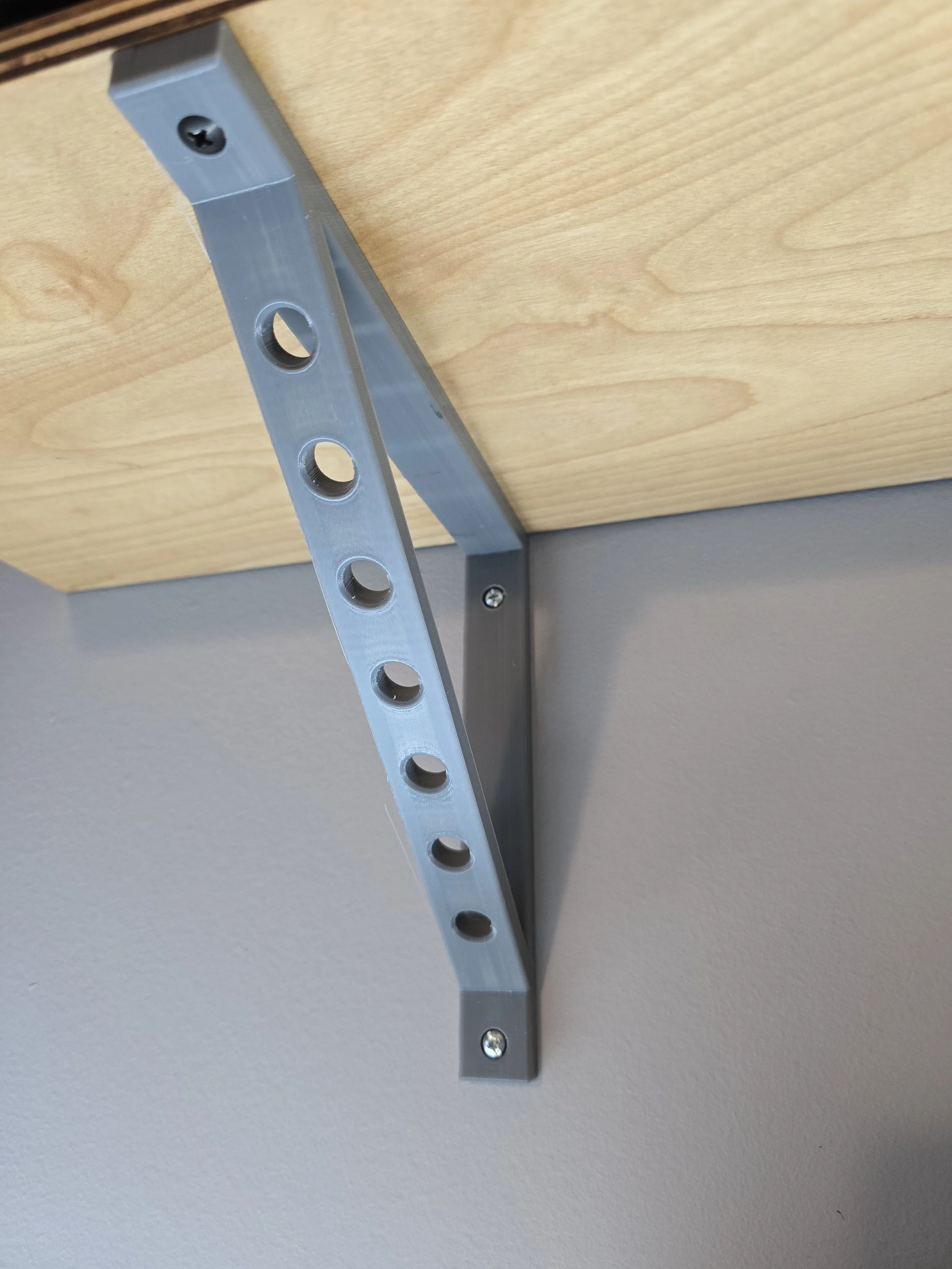 Shelf Bracket 3.jpg