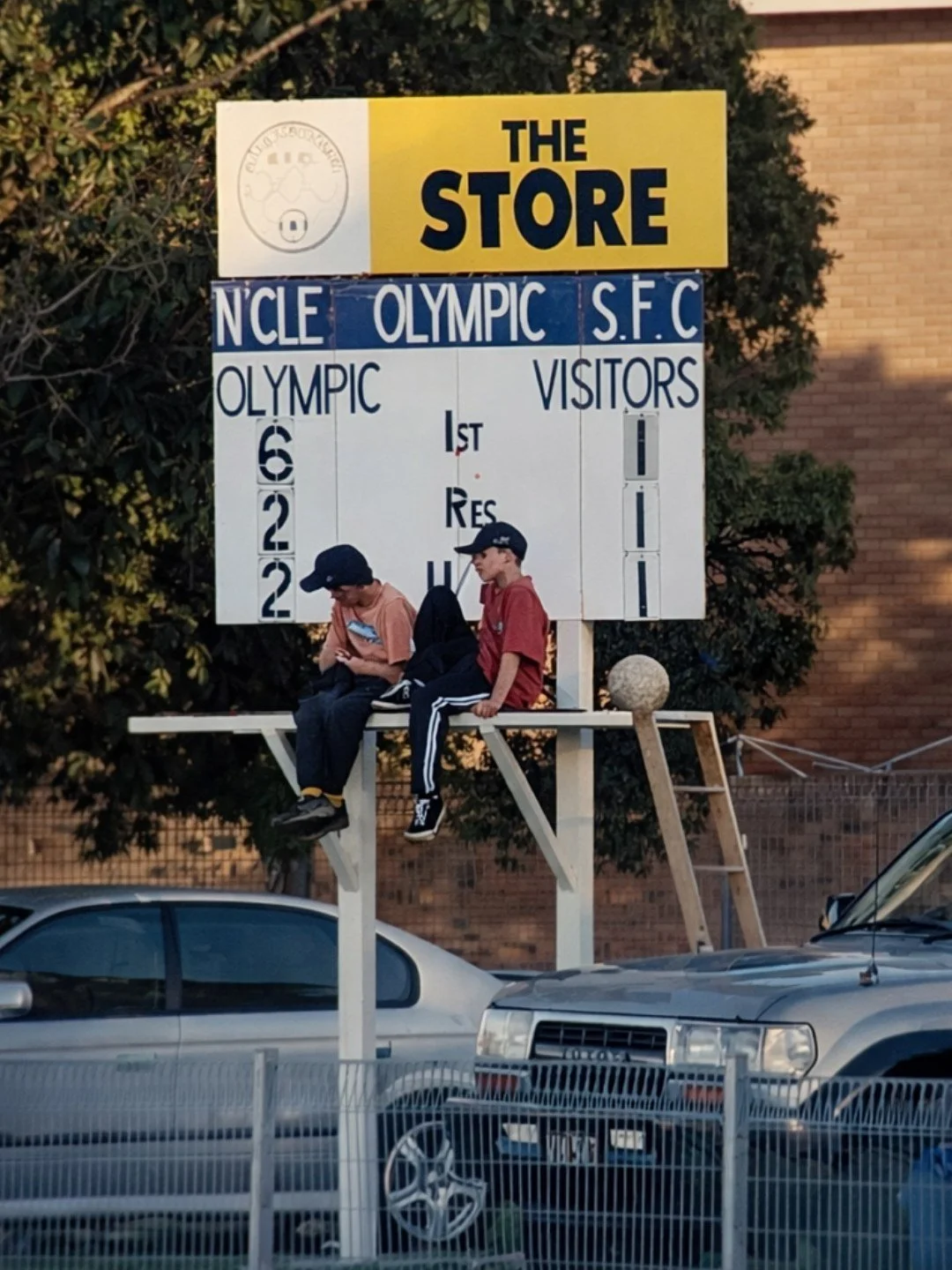 📸 A little Olympic history throwback&hellip; and a birthday twist!

This is a special one from Darling Street Oval, showing the very first scoreboard the club had in place &mdash; proudly topped by our Major Sponsor at the time, THE STORE, owned by 
