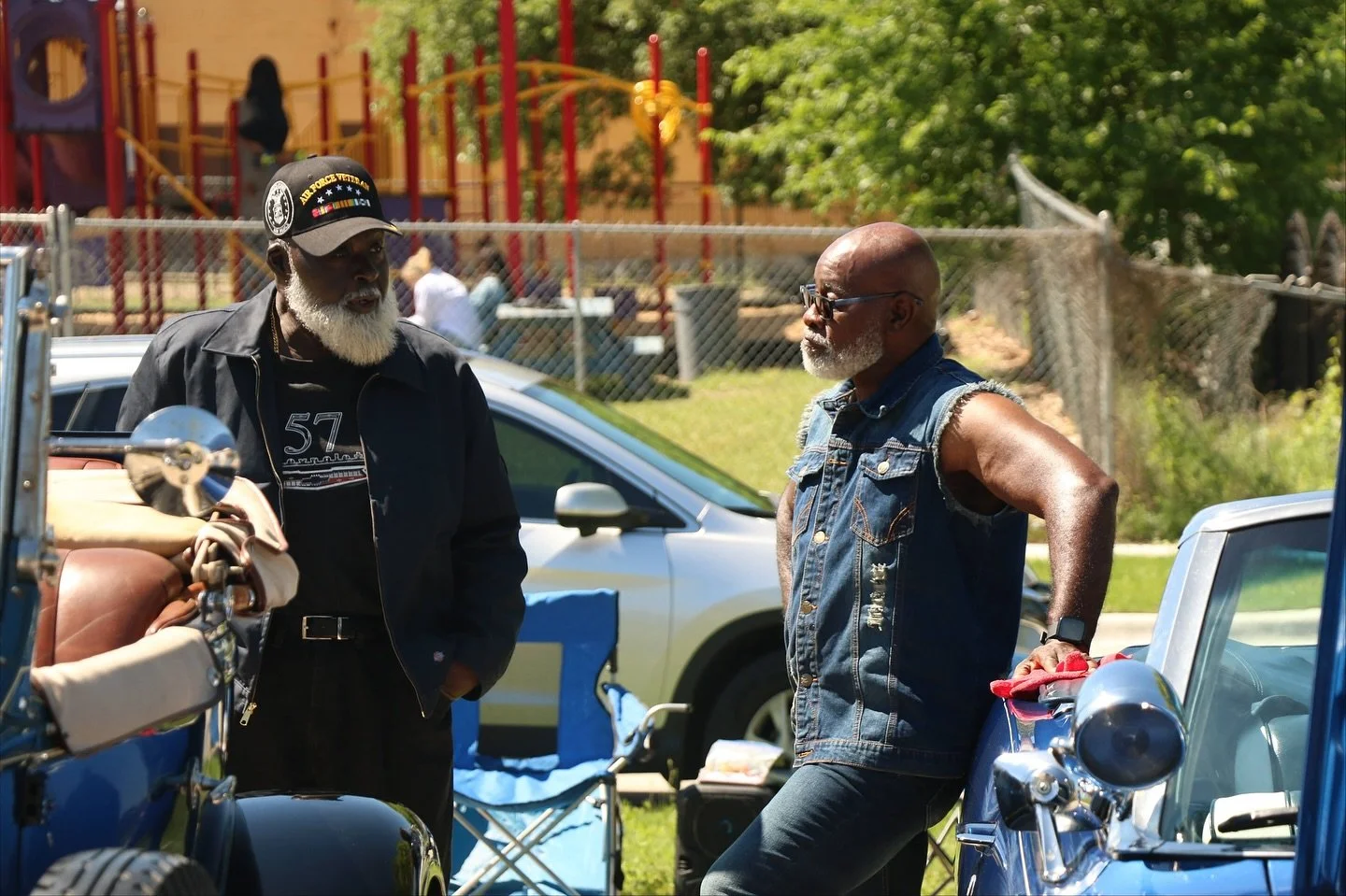 Bearer: &ldquo;One that bears.&rdquo;

It&rsquo;s been a long time since I&rsquo;ve written anything I felt like sharing.  Over the last year, photography has helped me to fill that creative gap.  For a while, I thought it signaled a full transition 