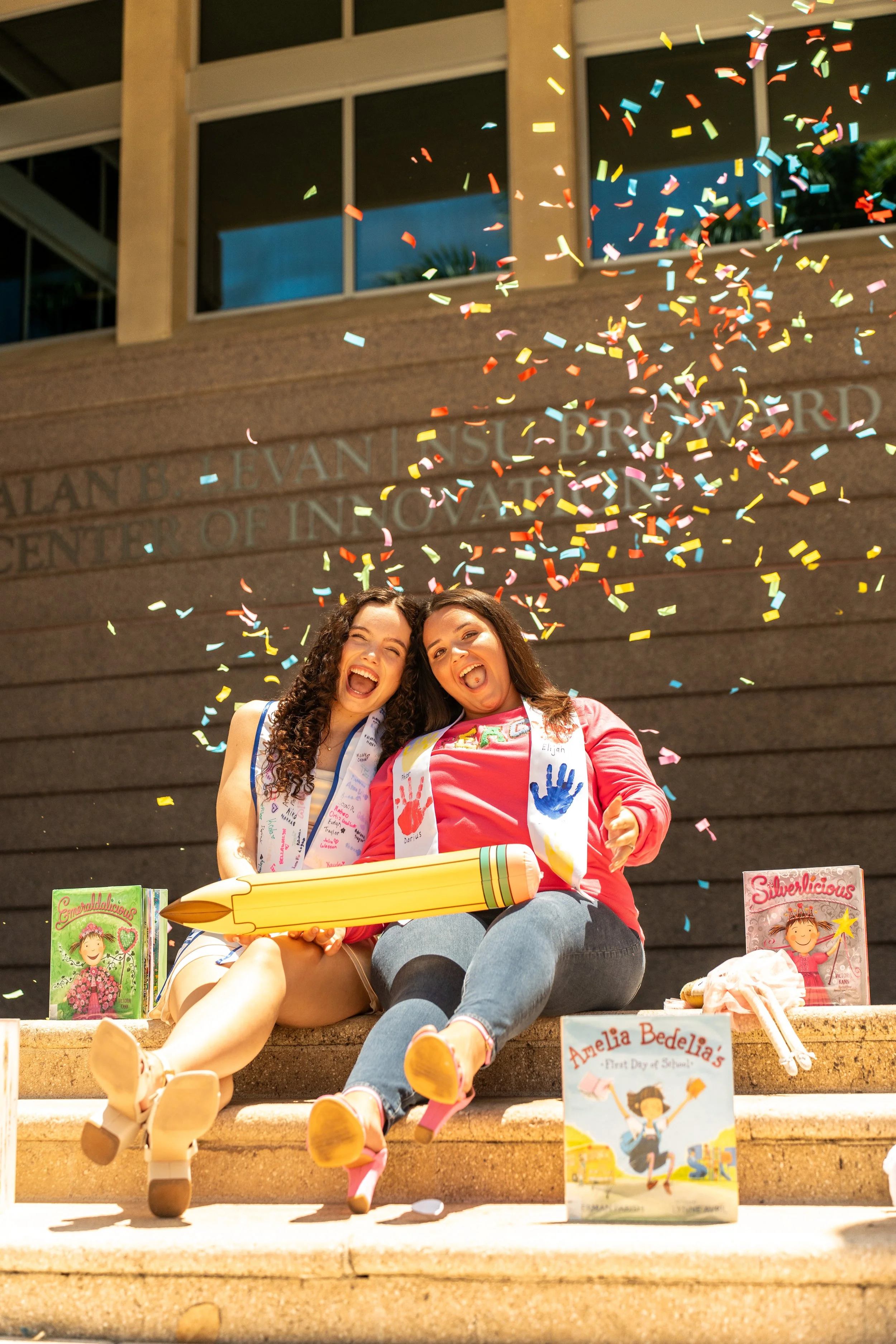 Amber and Emily Grad-050.jpg