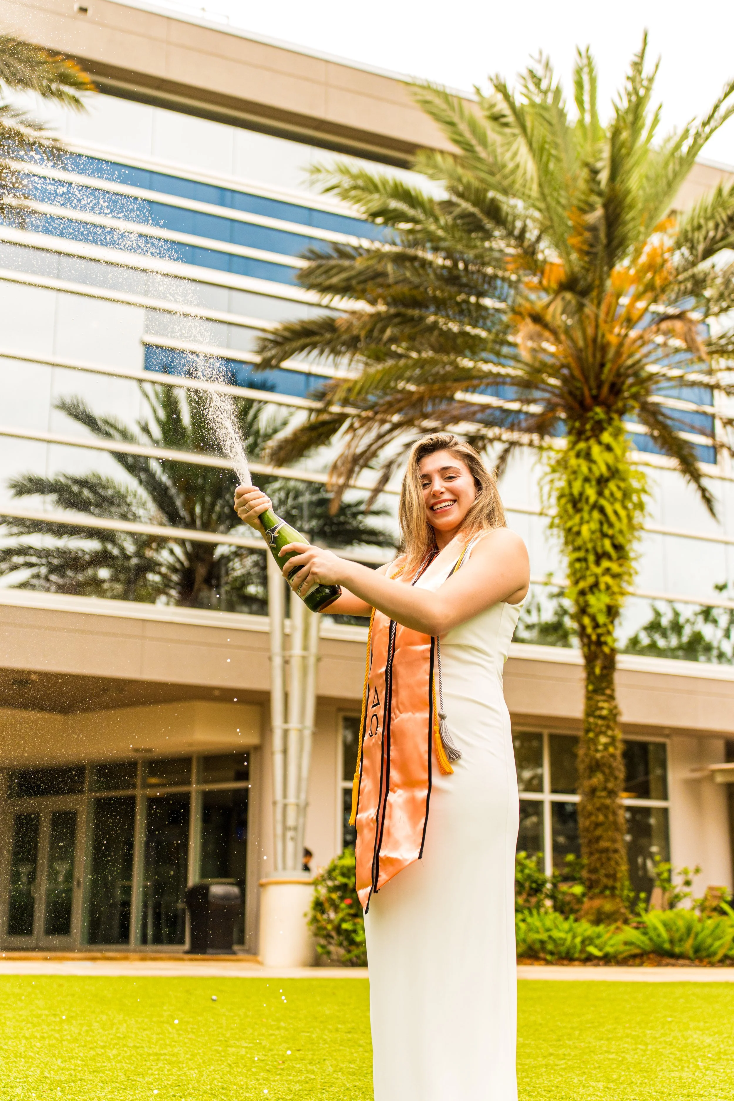 April Graduation Pics-04.jpg