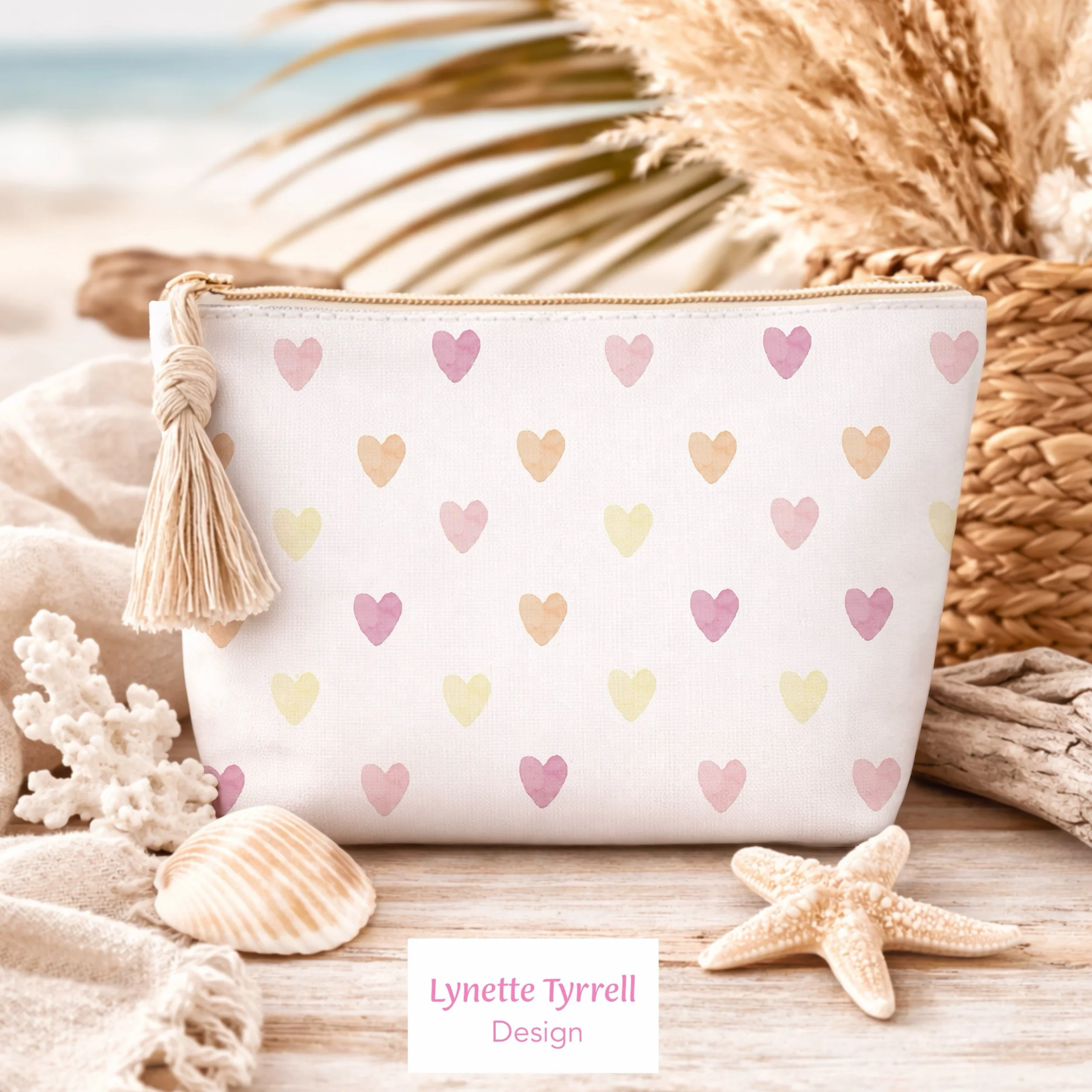 Some sunny hearts to warm your day. 🌿🌼🌸 Creating designs for the blender bonanza challenge. I am a little behind but aiming to finish before the end of May. This one is a motif of hearts. 

#blenderbonanza26