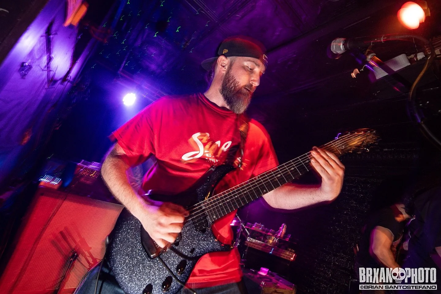 Never gets conned by Biff

📸: @brxanphoto 

👤: @smturnbull30 
🎸: @ernieball @music_man @johnpetrucciofficial 

#HEMI #HEMIMUSIC #heavymetal #metal #thrashmetal #progmetal #doommetal #powermetal #metalband #metalhead #metalmusic #heavymetalmusic #d