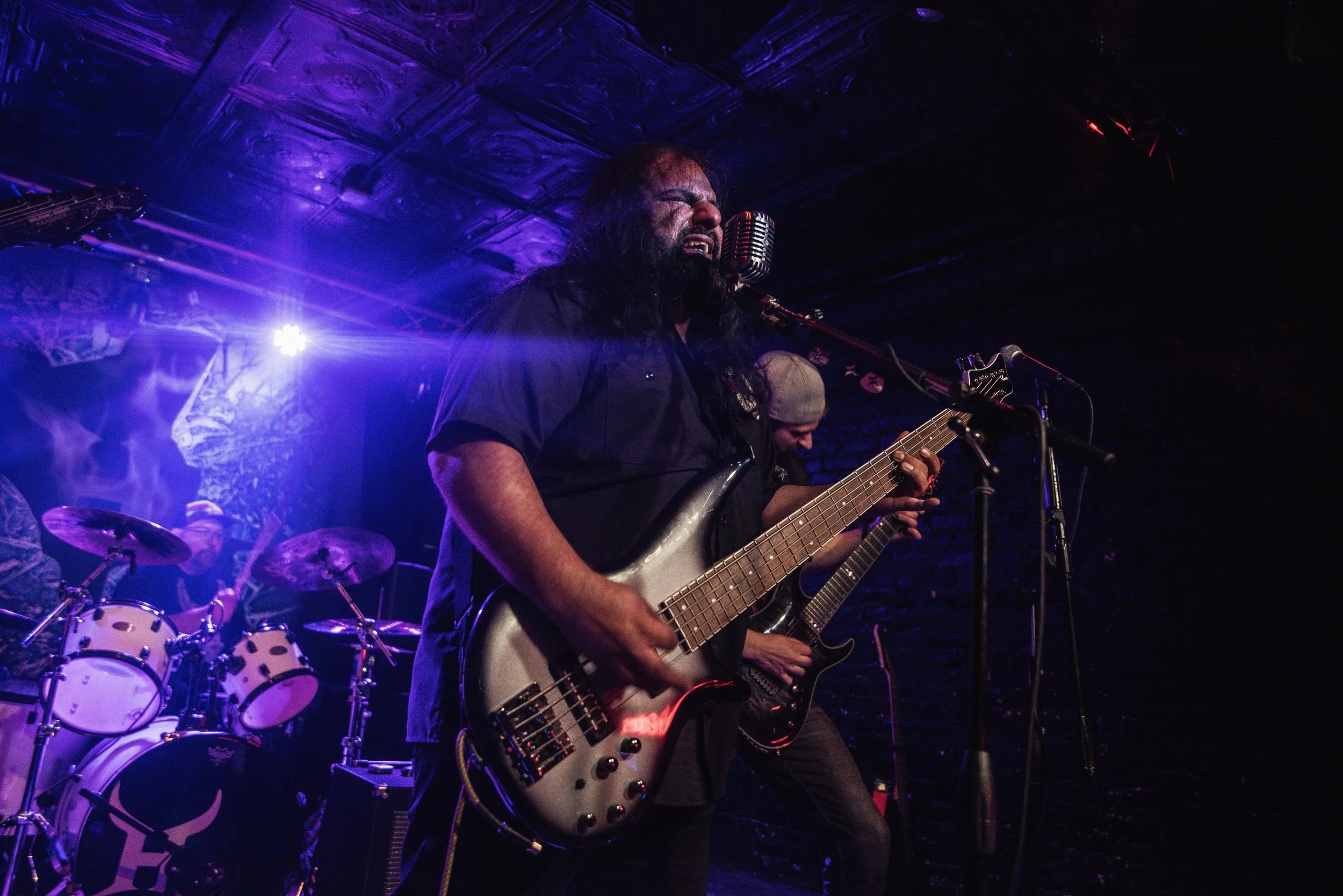 📸: @brxanphoto | 👤: @trentzuberi | 🏟️: @livewirelounge | 🎸: @officialjacksonguitars | 🎙️: @shure 

#HEMIMUSIC

&mdash;&mdash;

#HEMI #chicago #bass #bassist