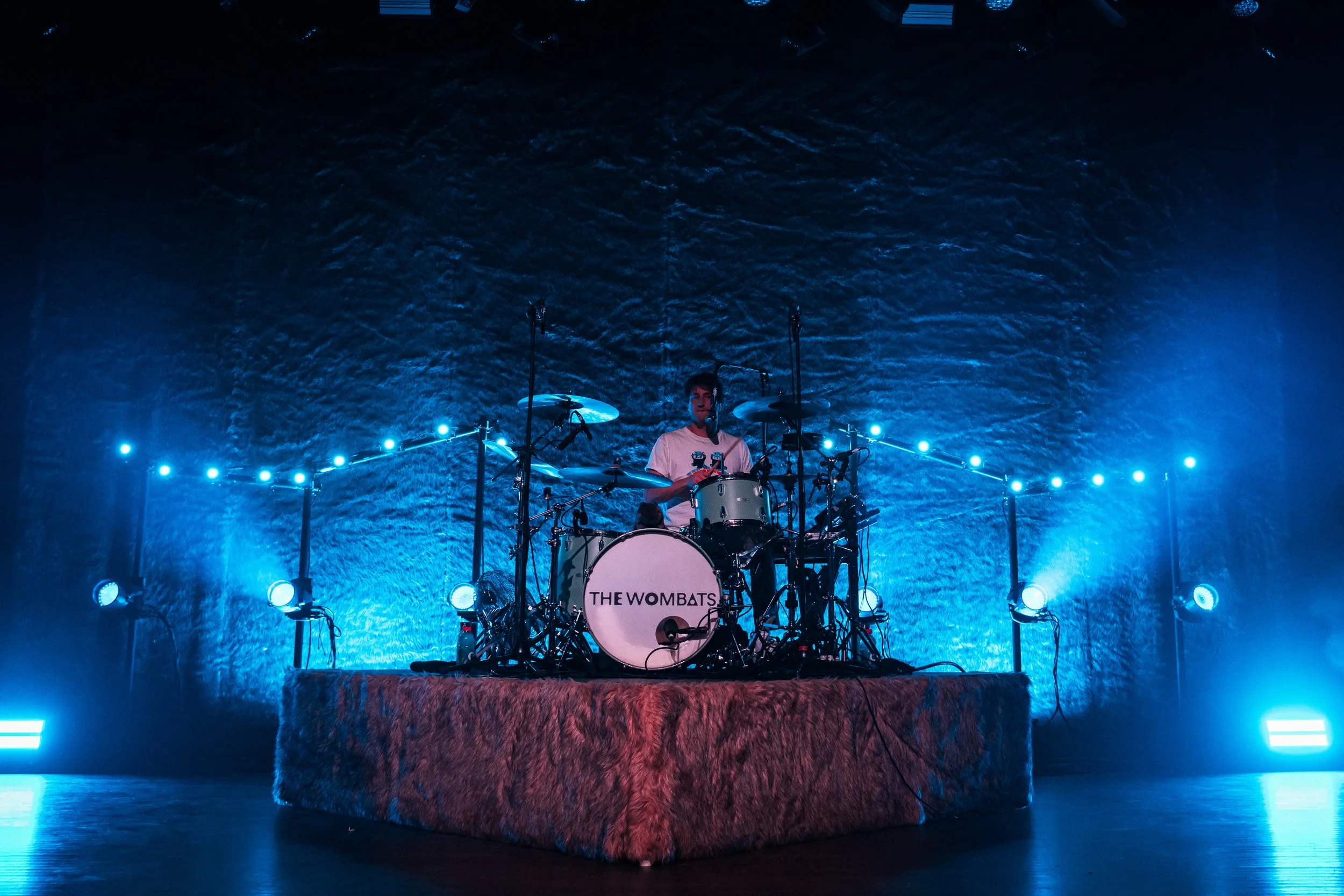 @laratedescobarker_WOMBATS_NYC_111225 32.jpg