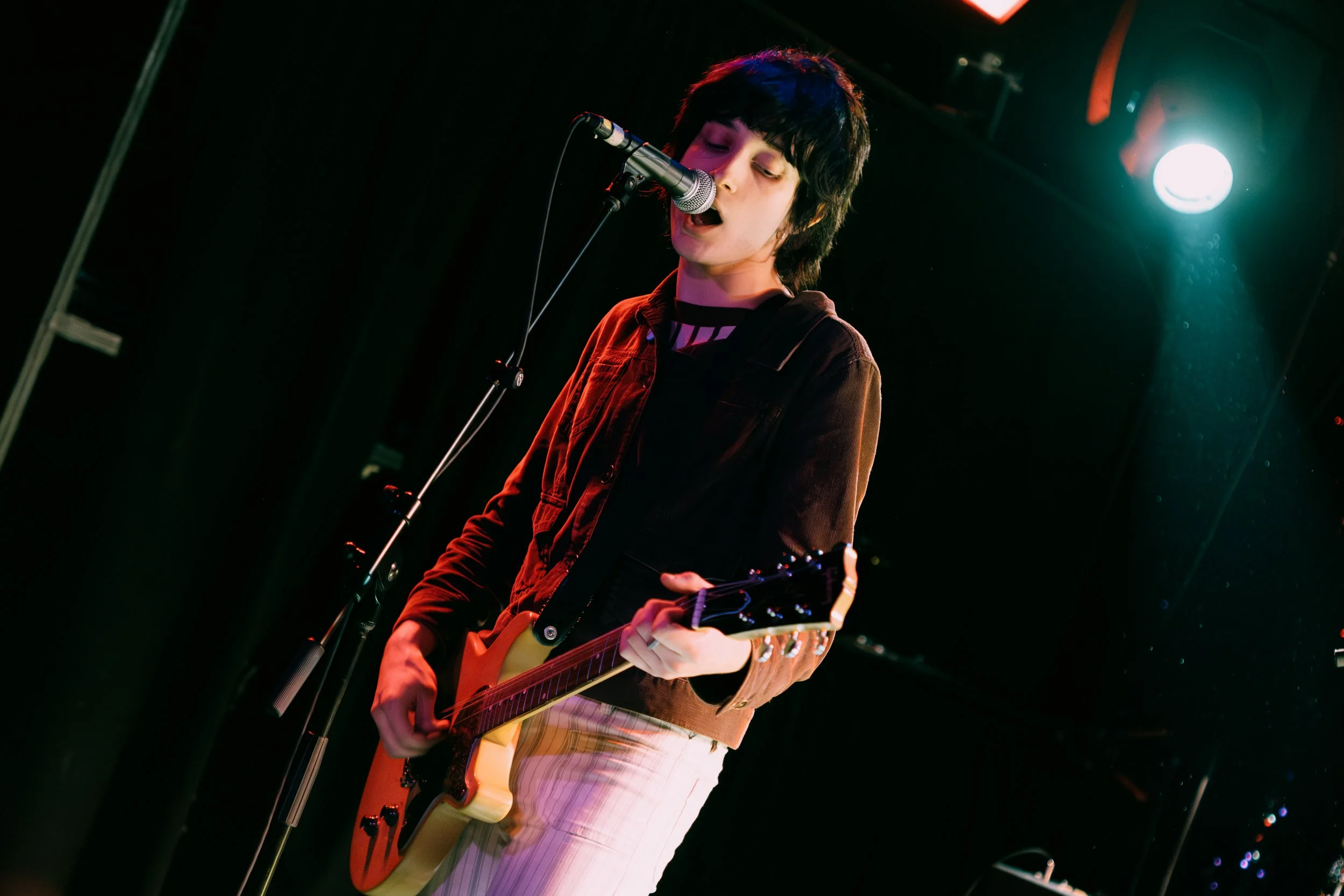 AFTER THE STORM: THEE SHARP PINS PACK TV EYE IN NEW YORK CITY