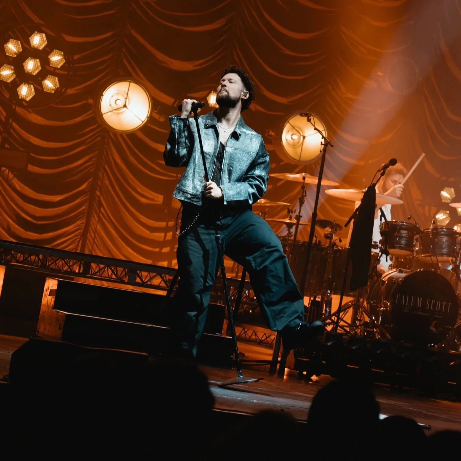 CALUM SCOTT BRINGS THE WILTERN TO TEARS
