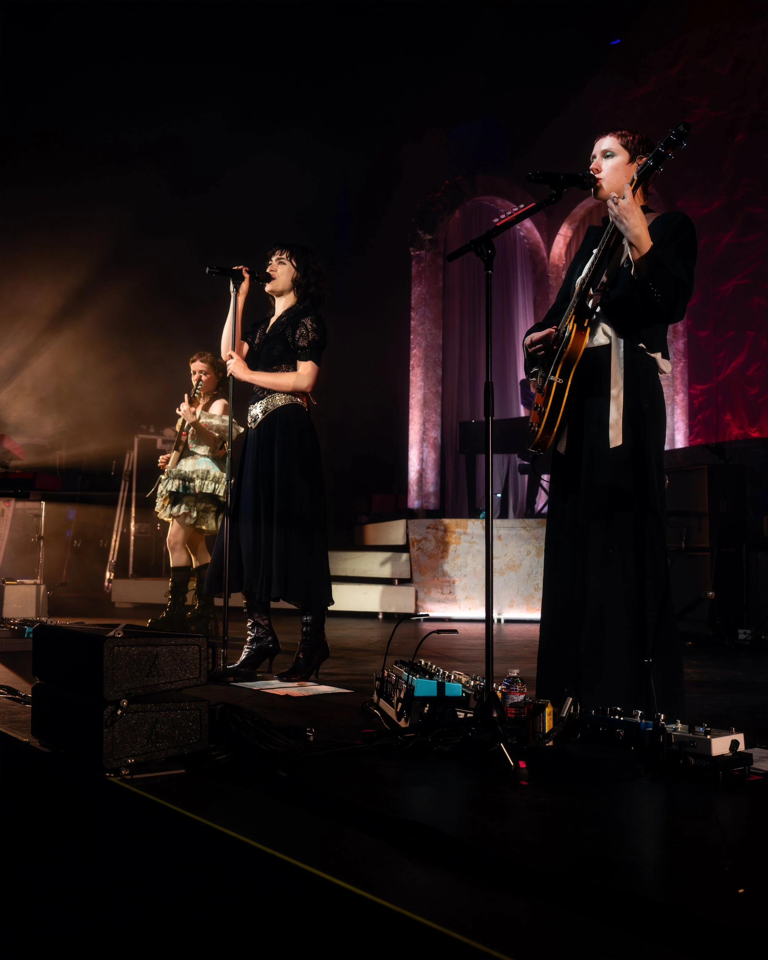 RIBBONS, ECSTASY, AND THE PYRE: THE LAST DINNER PARTY LIVE IN DEL MAR