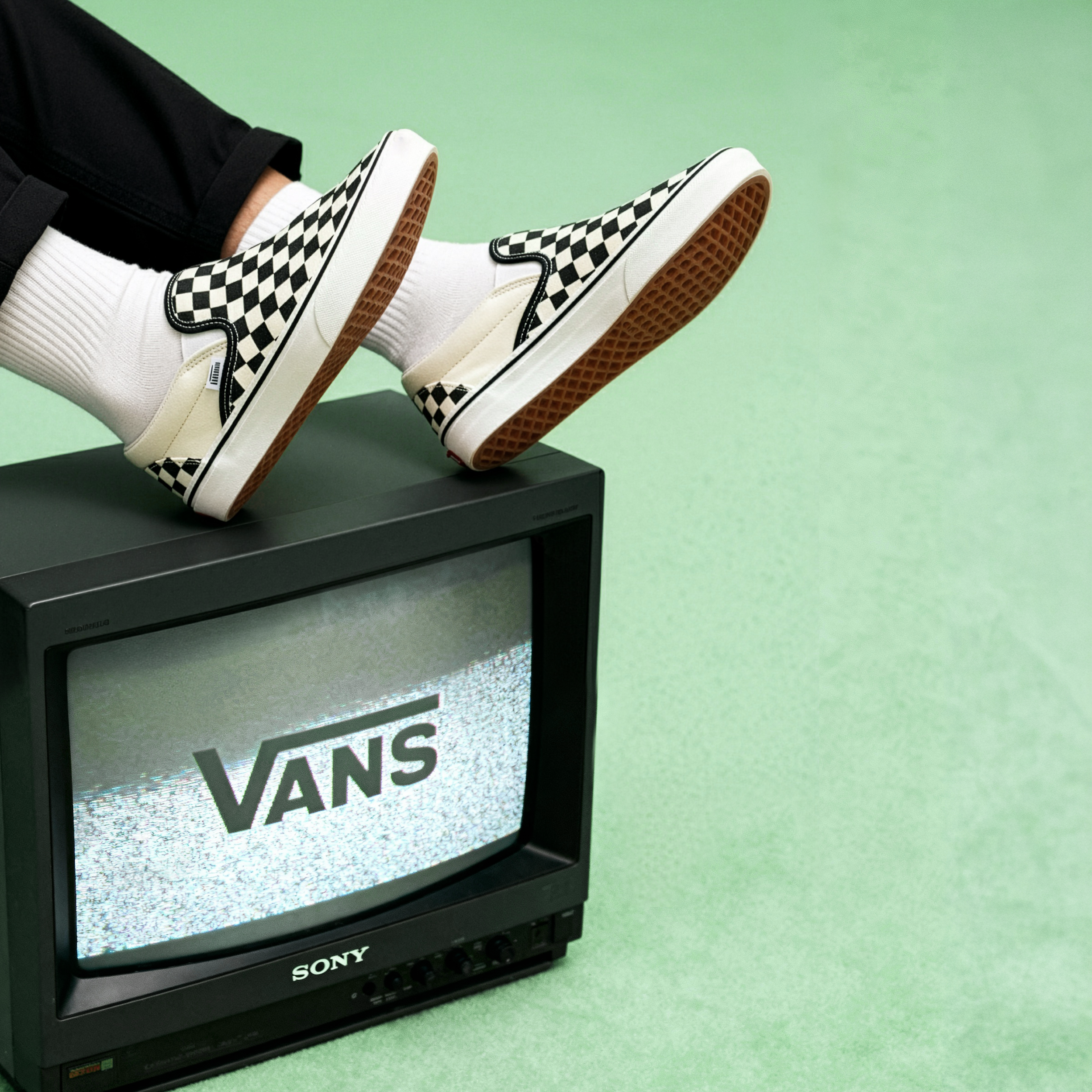VANS2.png