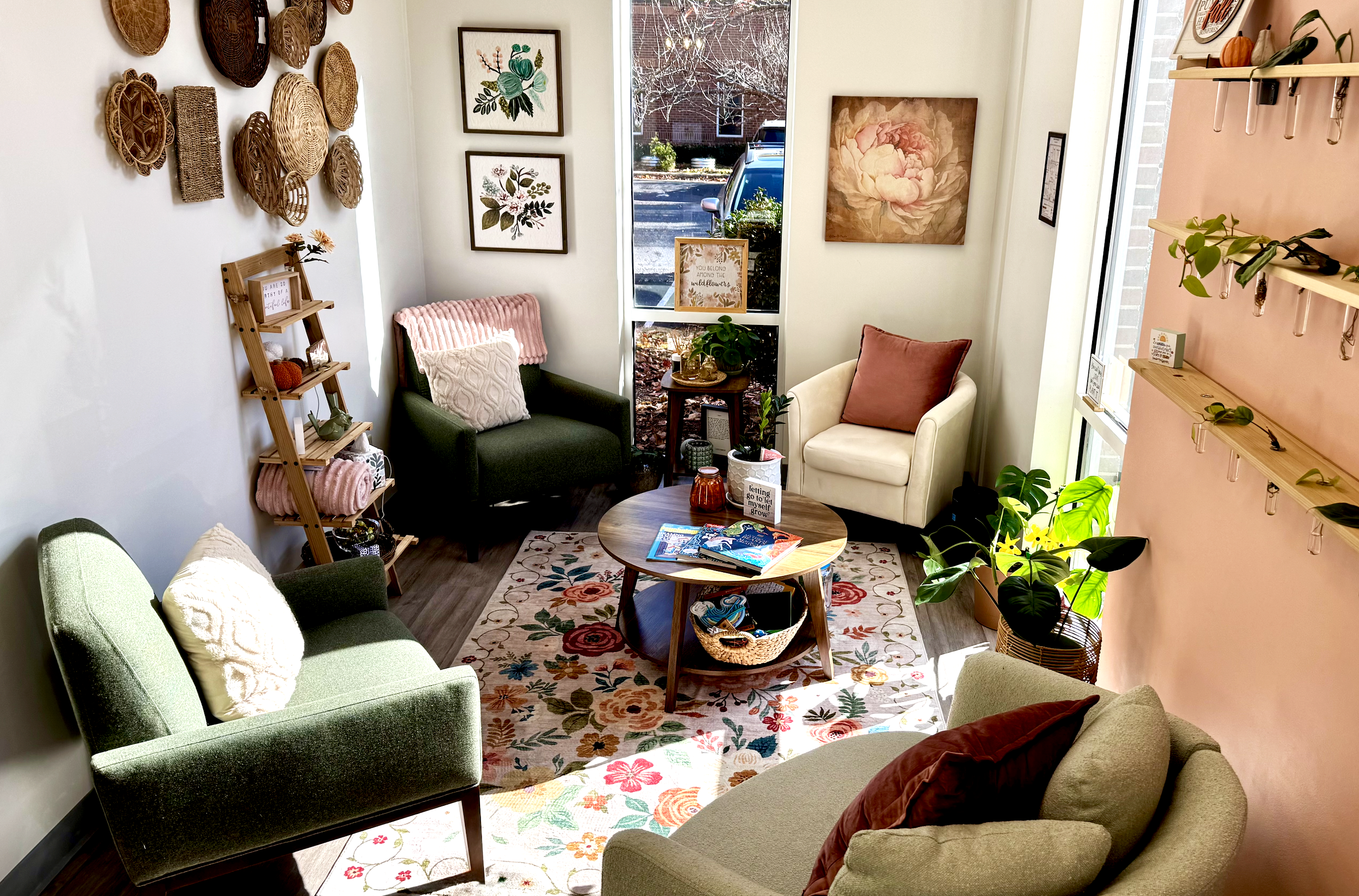 Lobby - come sit awhile!