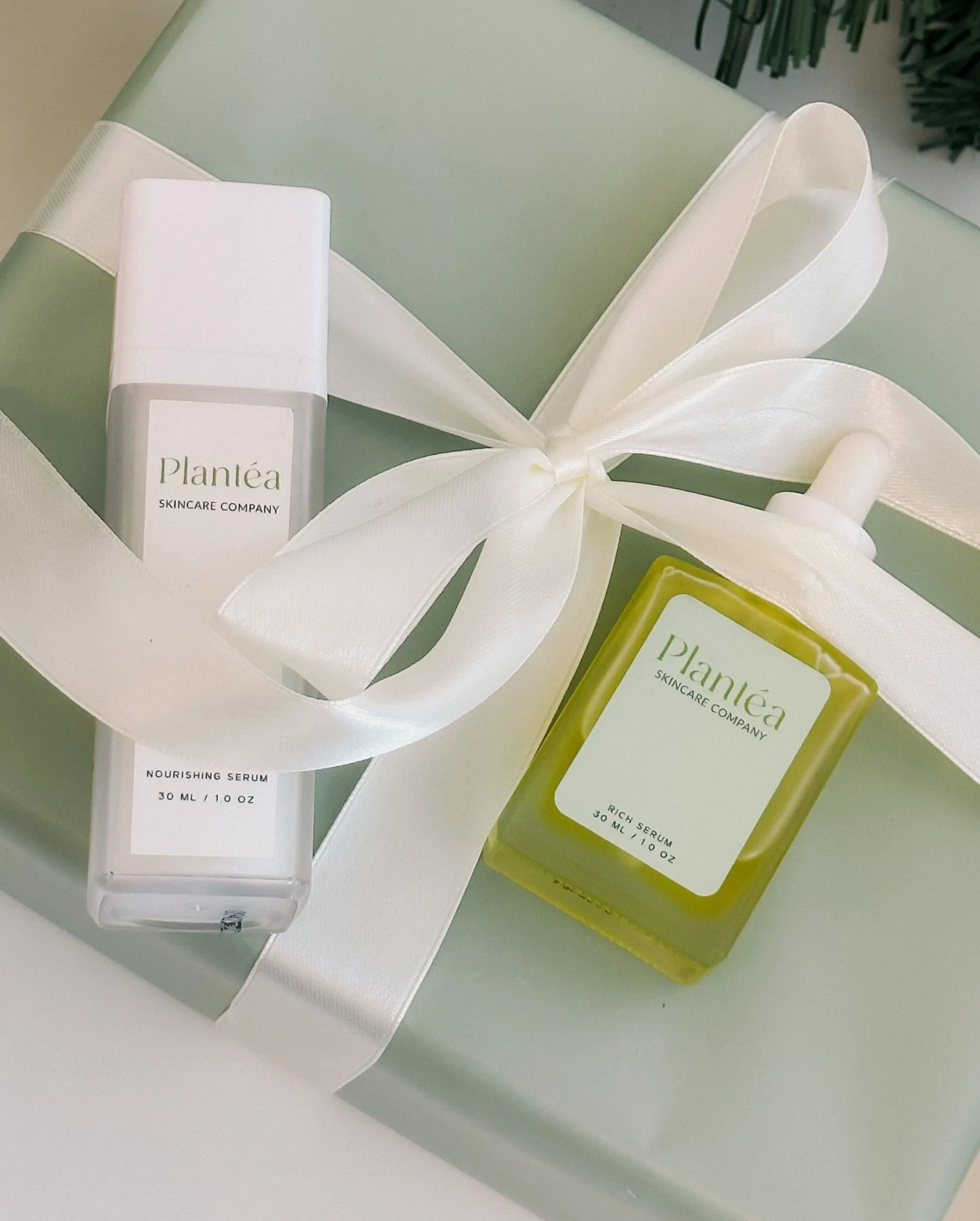 All I want for Christmas is clear, glowing skin 🎁

Give the gift of nourished, radiant skin this season, with love from our family ranch to your skincare ritual. 🤍