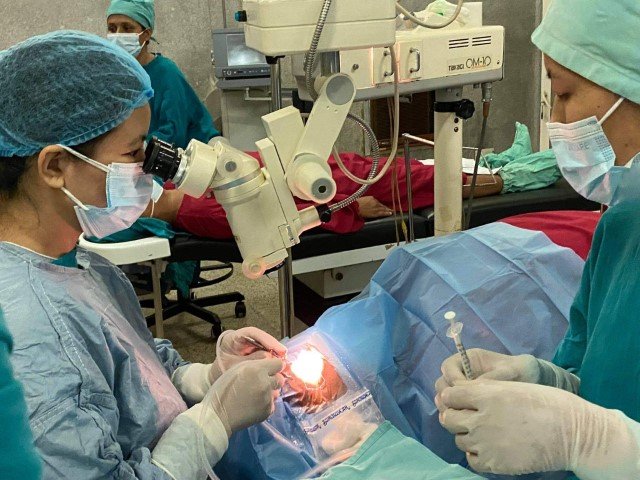 Eye Surgery by Doctor @ Himalaya Eye Hospital
