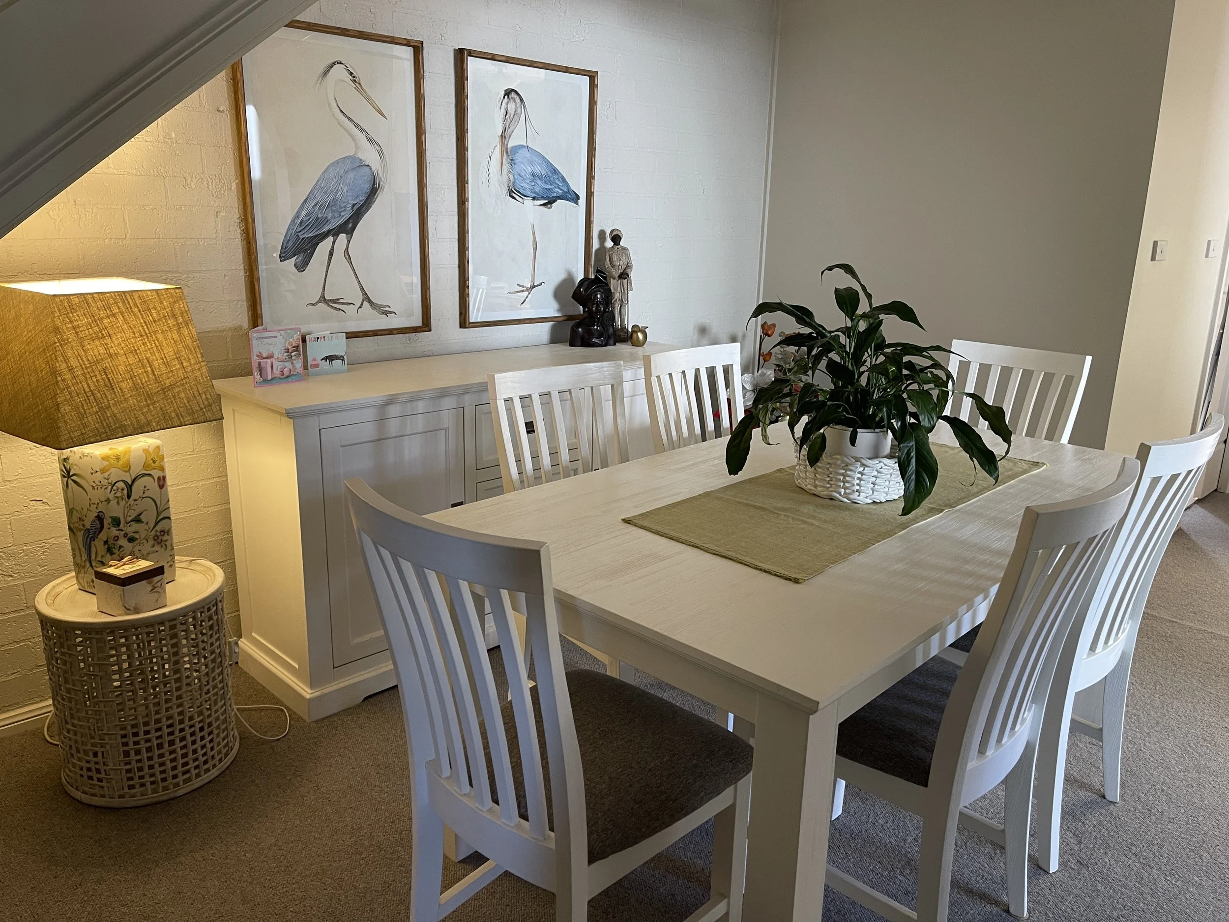 Pre-Styled Dining 