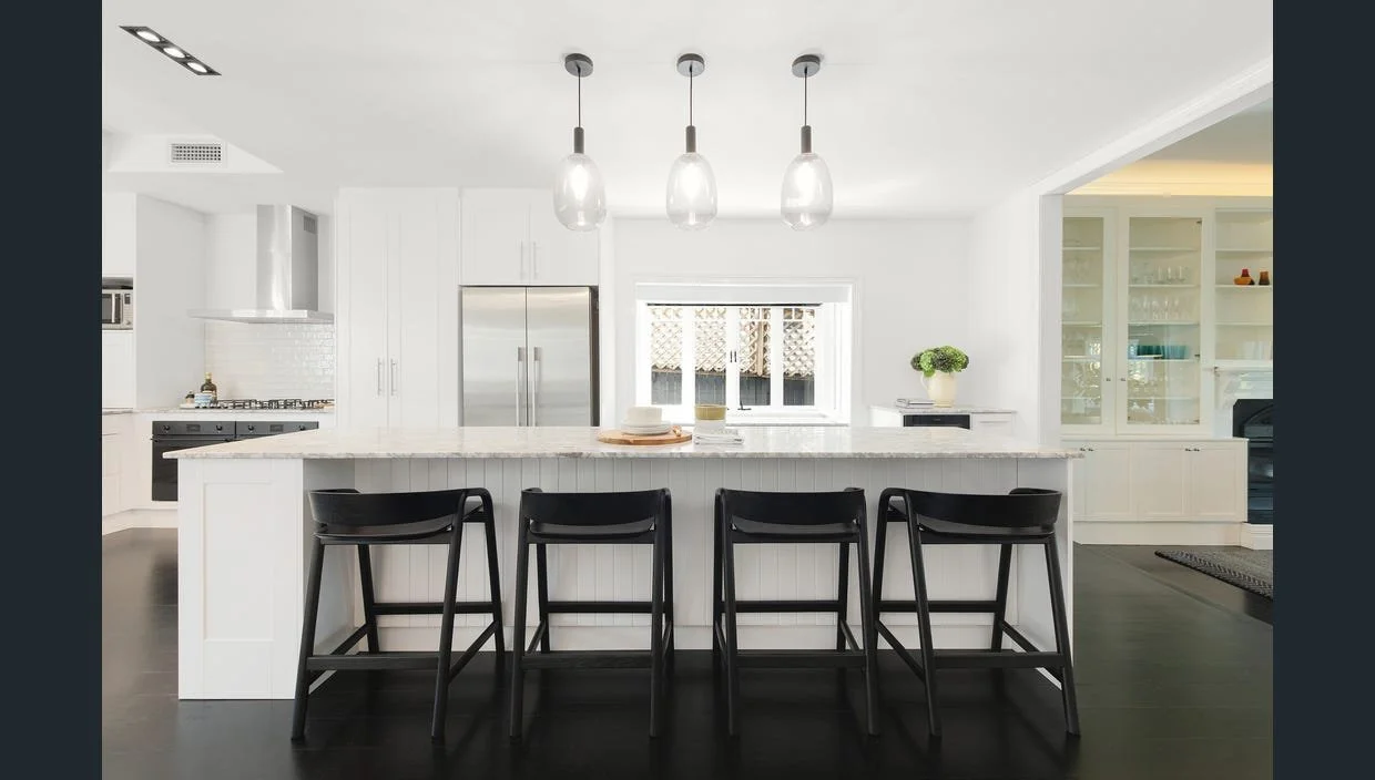 Kitchen / Island Bench