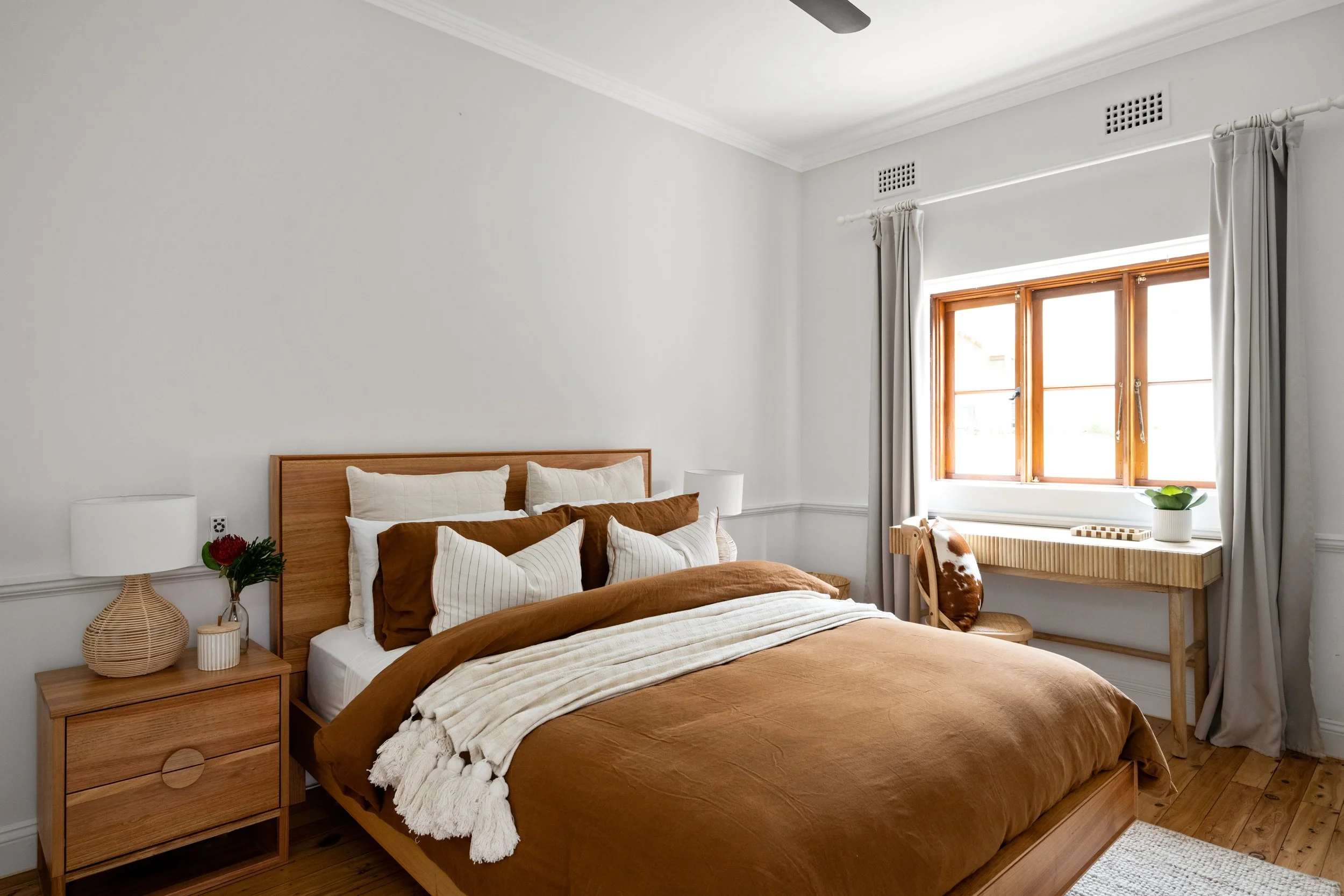 Lavender Bay-Main Bedroom