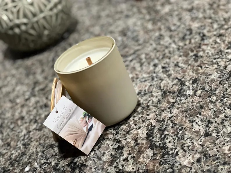 Cream Candle.png