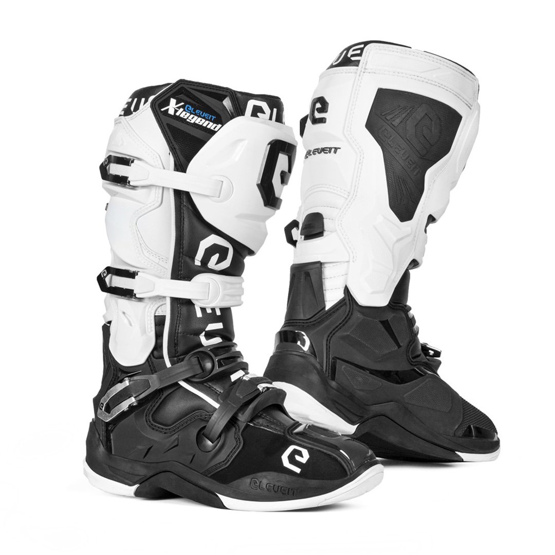 MX102-X-LEGEND-black-white_still-life_2020_hd_02.jpeg