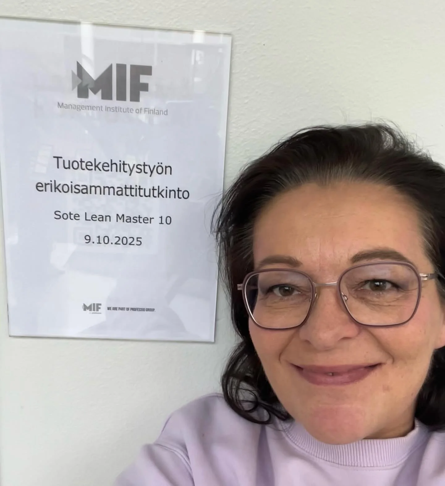 Koulutin eilen Oulussa sote-osaajia aiheesta muutoksen juurruttaminen.

Koottiin yhdess&auml; parhaat vinkit juurruttamisen onnistumiseen ja harjoiteltiin niit&auml; k&auml;yt&auml;nn&ouml;ss&auml;.

Viritettiin tietysti my&ouml;s teko&auml;ly palvel