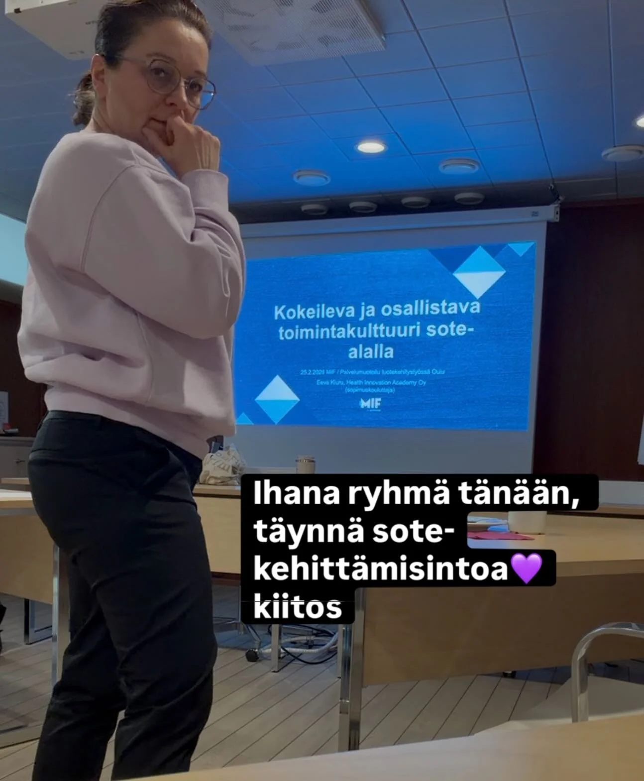 T&auml;n&auml;&auml;n sain ty&ouml;skennell&auml; innostavan ja aktiivisen ryhm&auml;n kanssa kokeilevan ja osallistavan sote-alan toimintakulttuurin &auml;&auml;rell&auml;.

Pohdimme yhdess&auml;, mik&auml; est&auml;&auml; t&auml;llaisen kulttuurin 