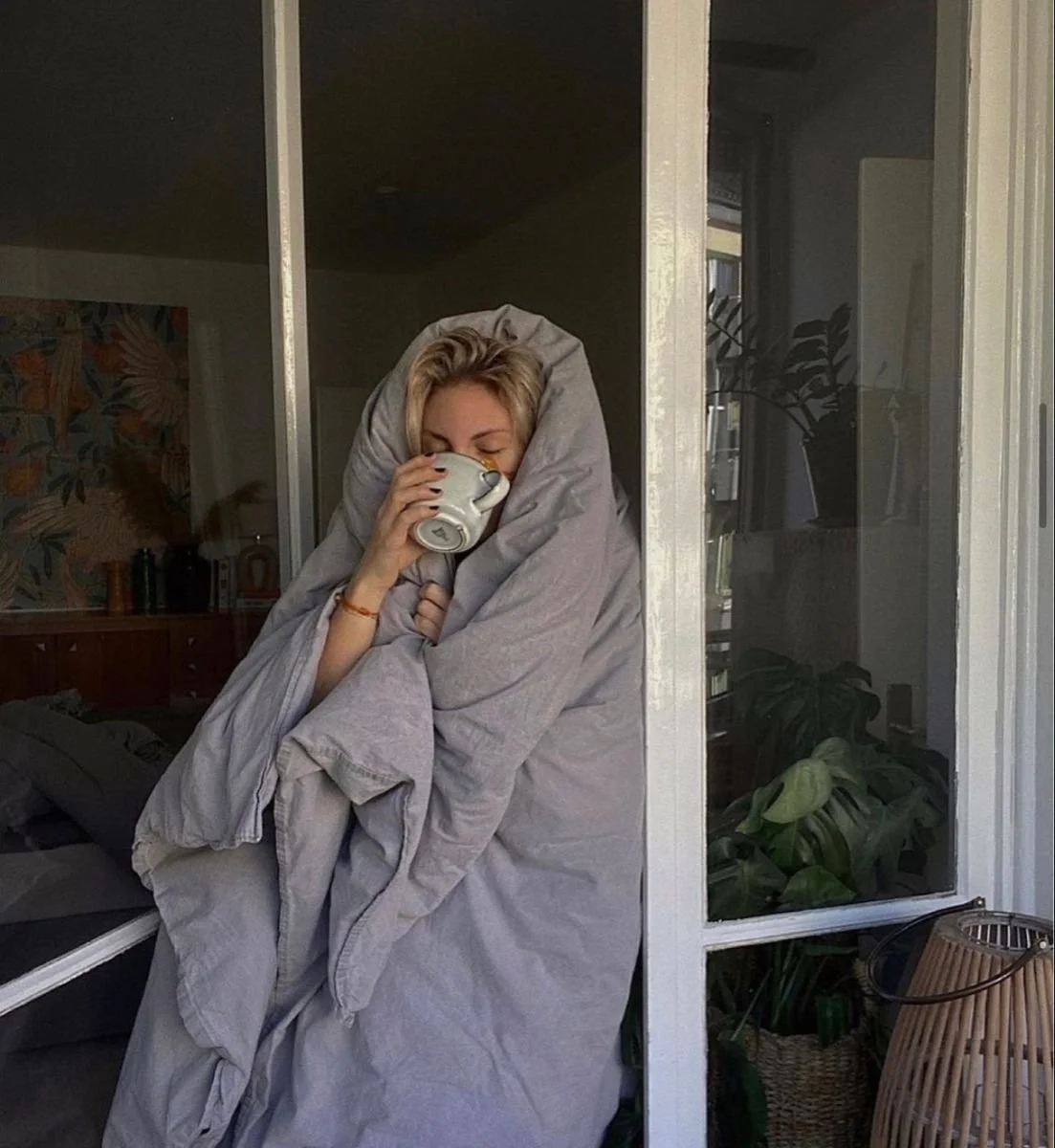 Pregnancy Immune Support in Autumn: Gentle Herbal & Holistic Tips