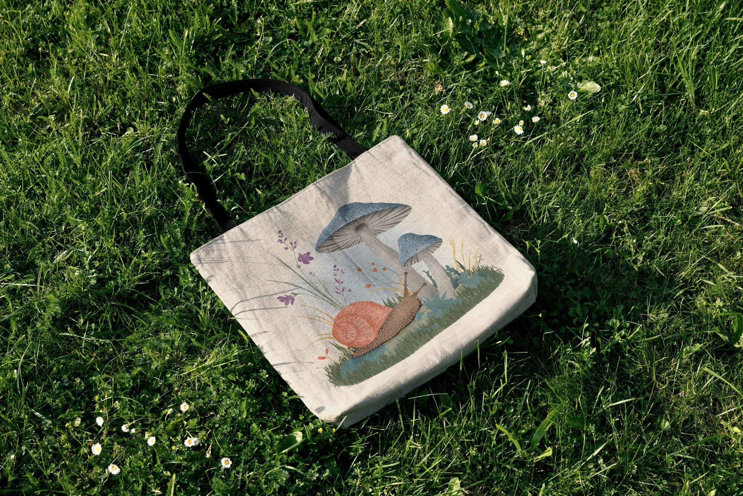 tote bag in grass.jpg
