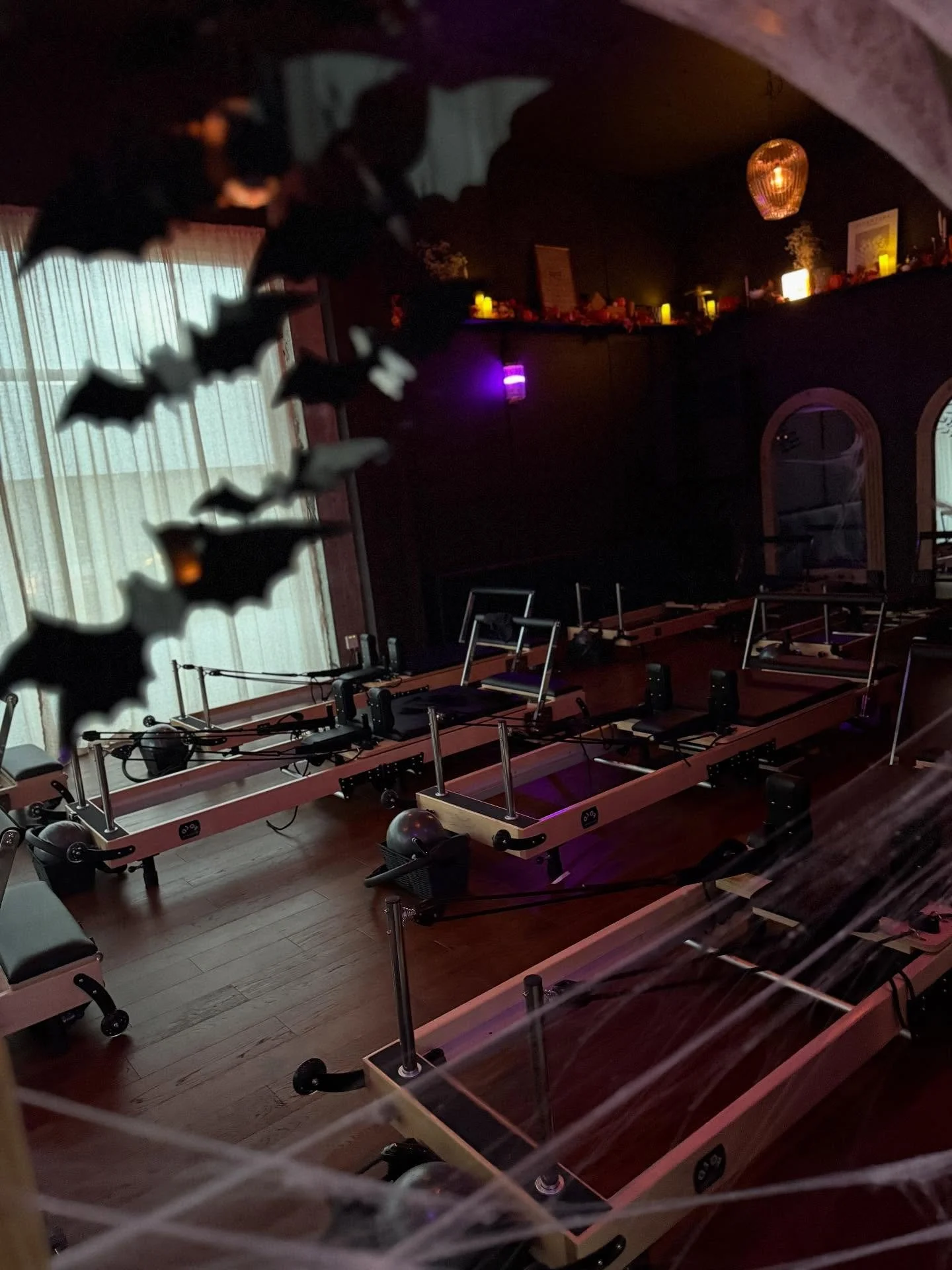 👻 Spooky season has landed at Studio Co 🎃✨

The pumpkins are out, the bats are flying, and our reformers are ready for a frightfully good flow. Expect ghostly good playlists, and a little bit of magic in the air for the rest of the month.

Step ont