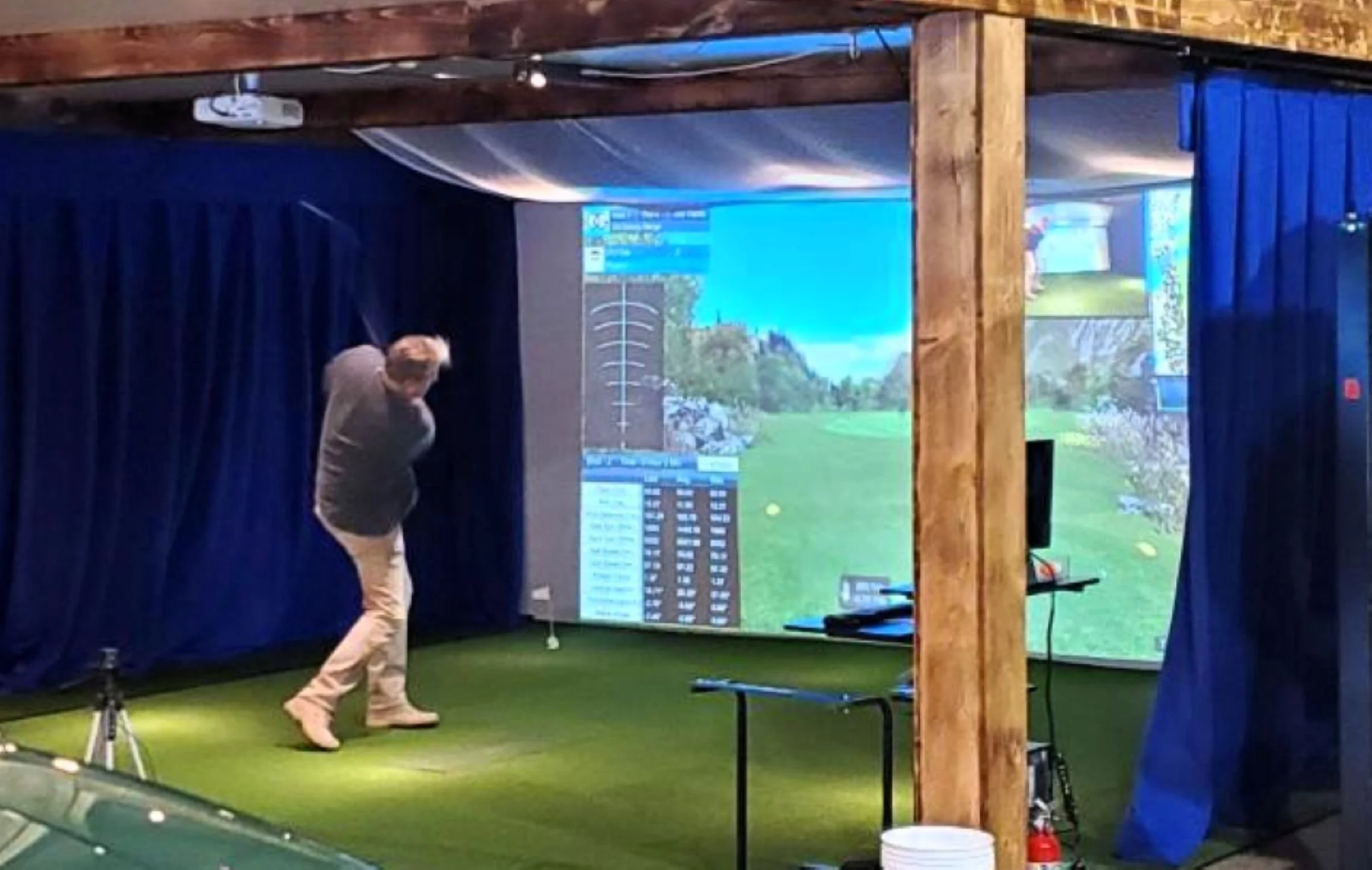 Garage Golf Simulator