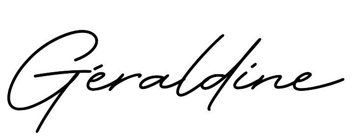 Texte manuscrit "Géraldine" en cursive noire sur fond blanc.