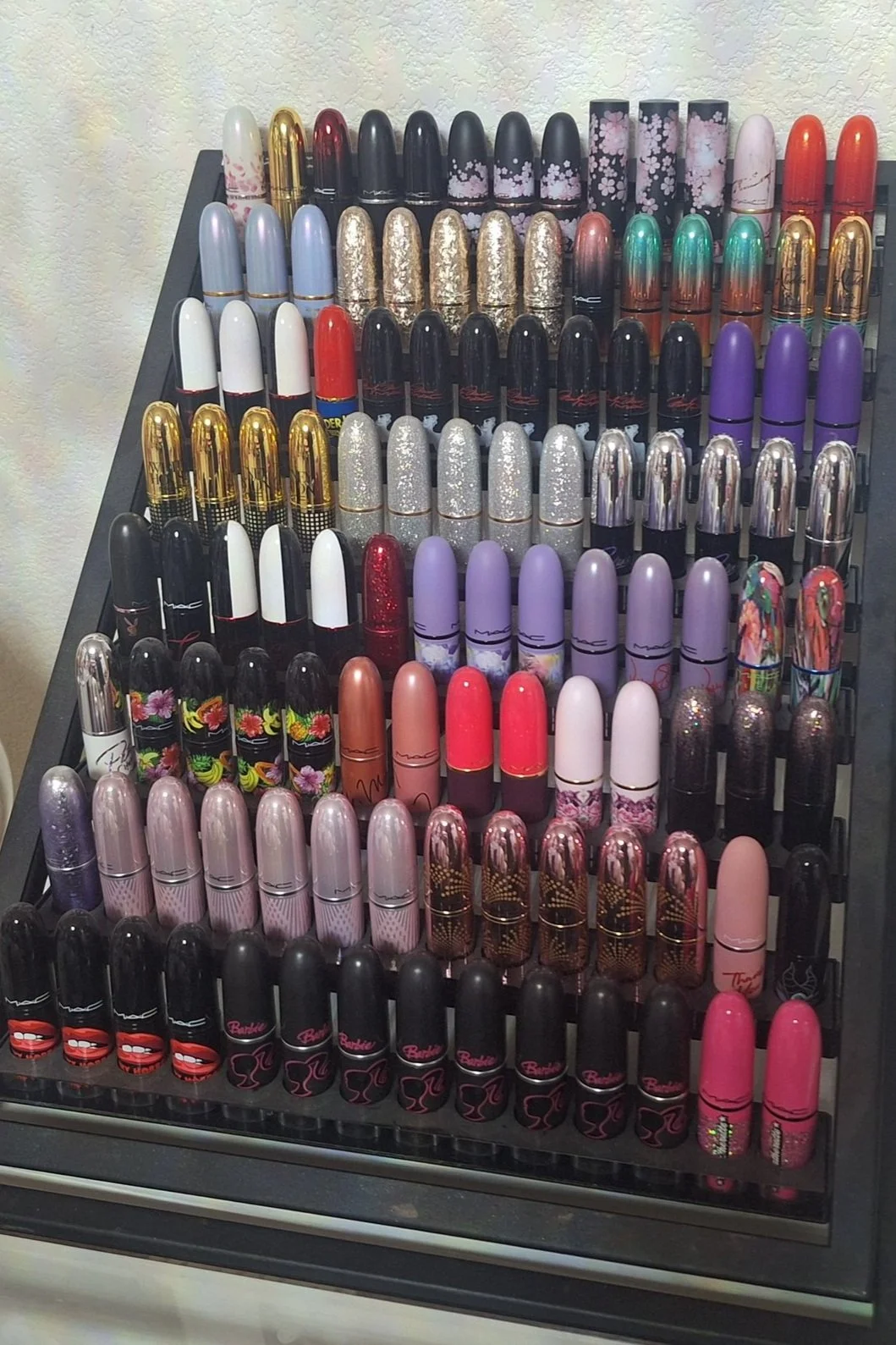 💋 Collector Culture #1: Confessions of a Lipstick Hoarder