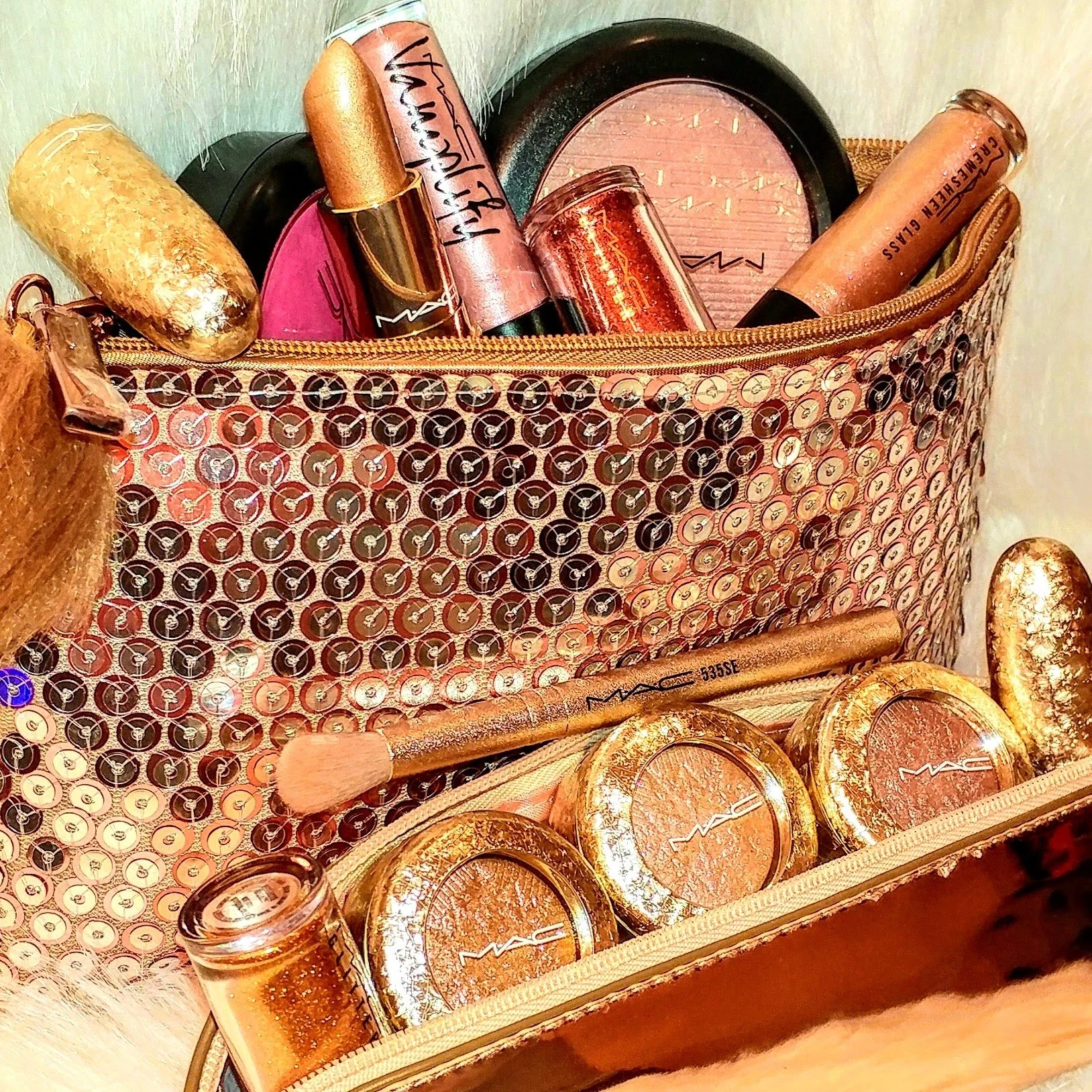 Traveling With Your Makeup Collection Without a Nervous Breakdown