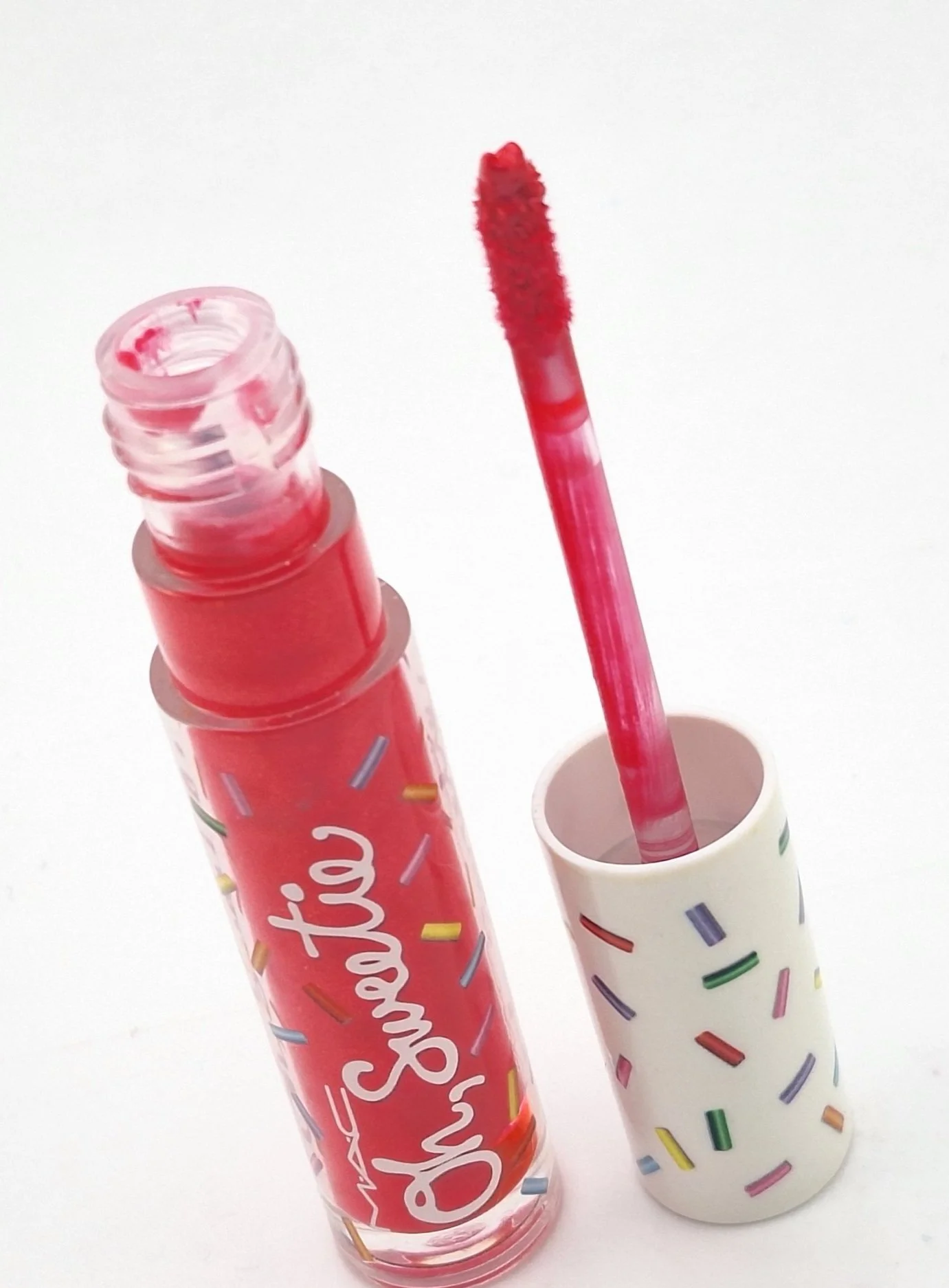 M·A·C Oh, Sweetie Lipgloss Creamy Peach Pie and Gumdrop in Sparkle Society XO vault