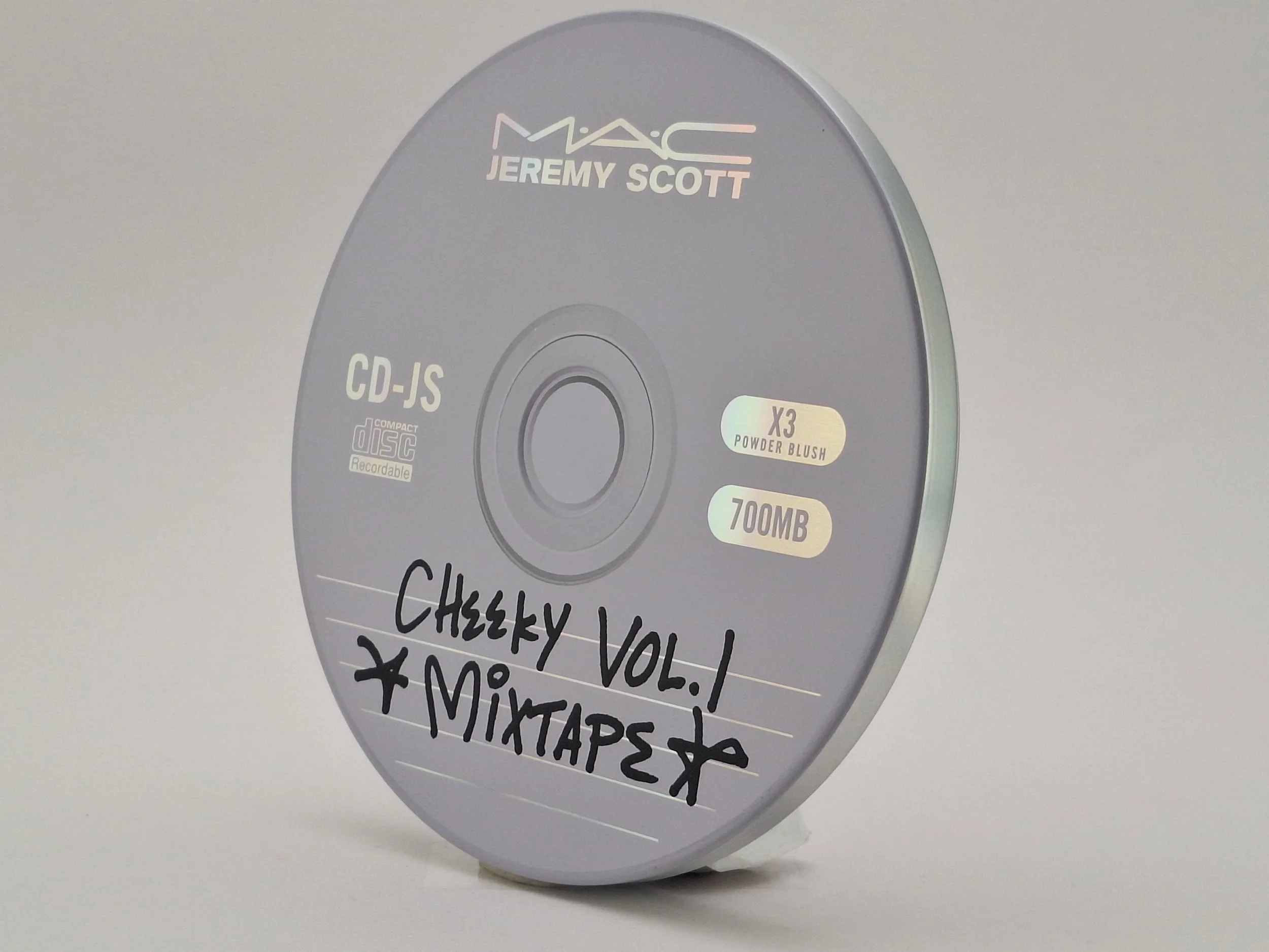 M·A·C × Jeremy Scott Cheeky Volume 1 – Rare Spotlight |